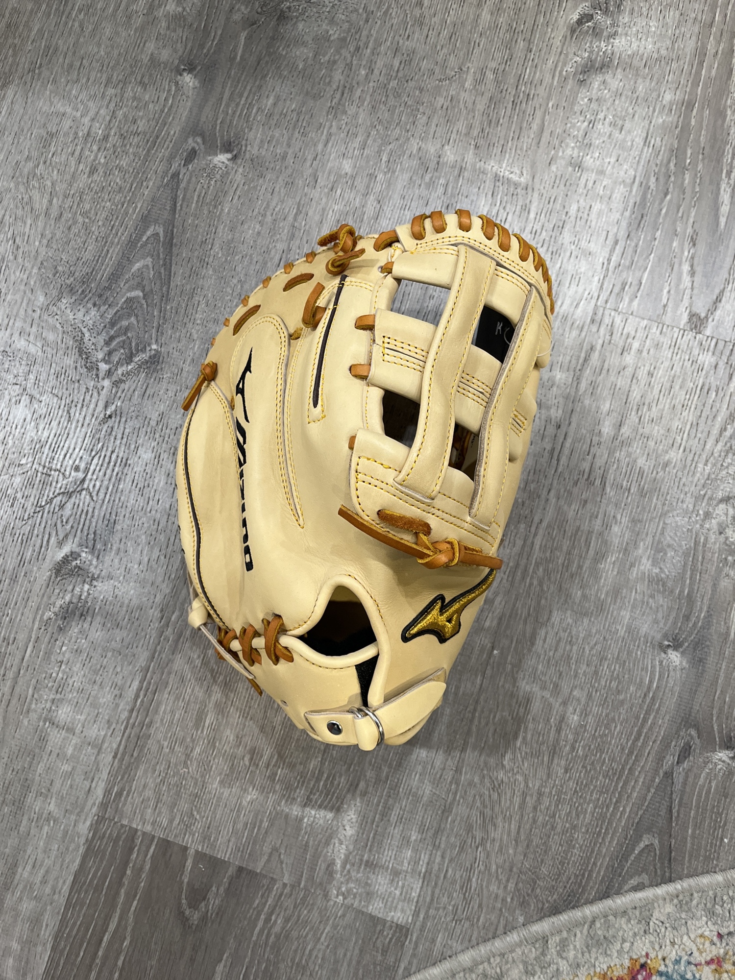NEW Mizuno Pro 13” First Base | SidelineSwap | Buy and Sell