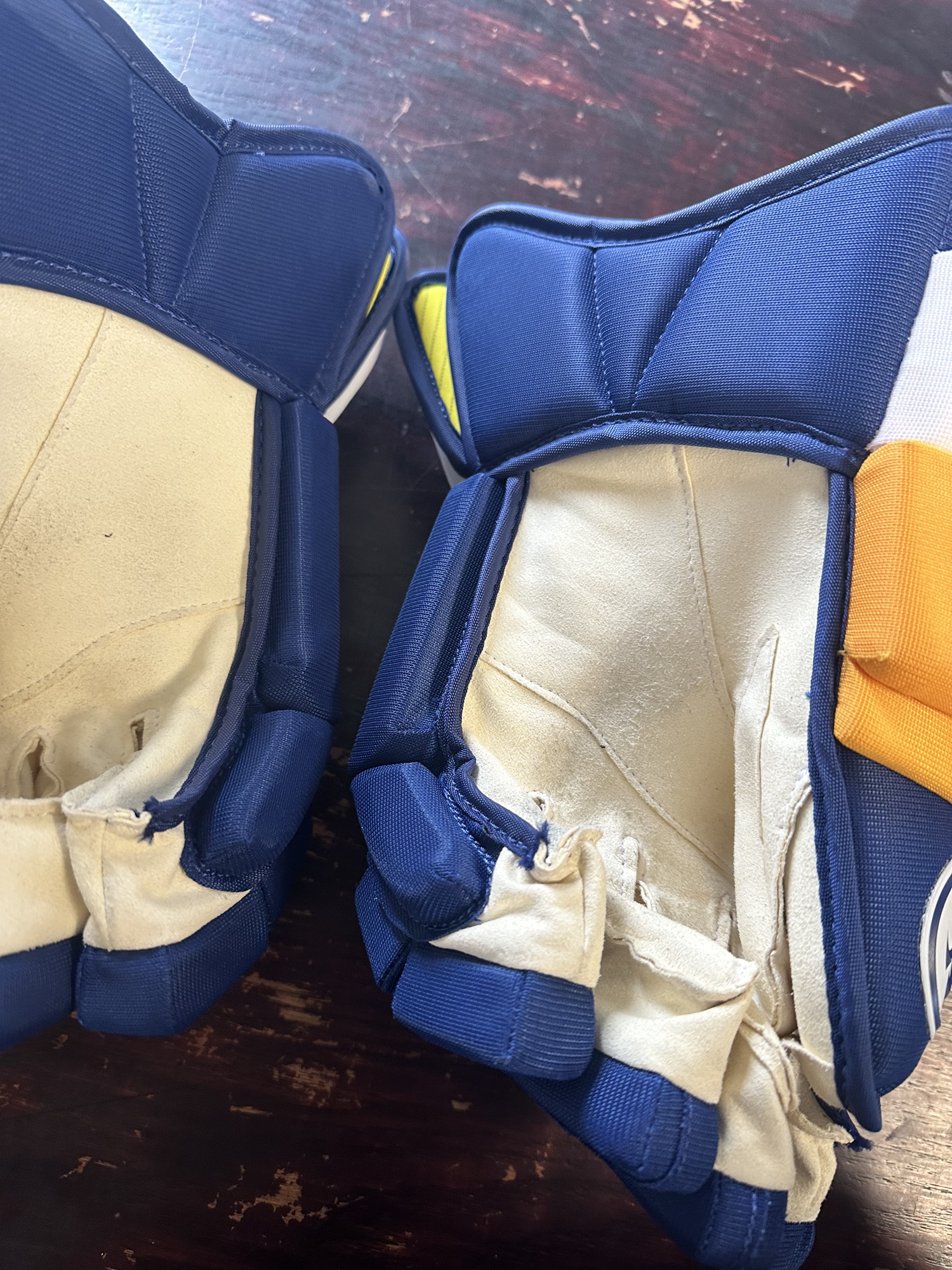St Louis Retro Ryan O Reilly Warrior 14" Pro Stock AX1 Pro Gloves