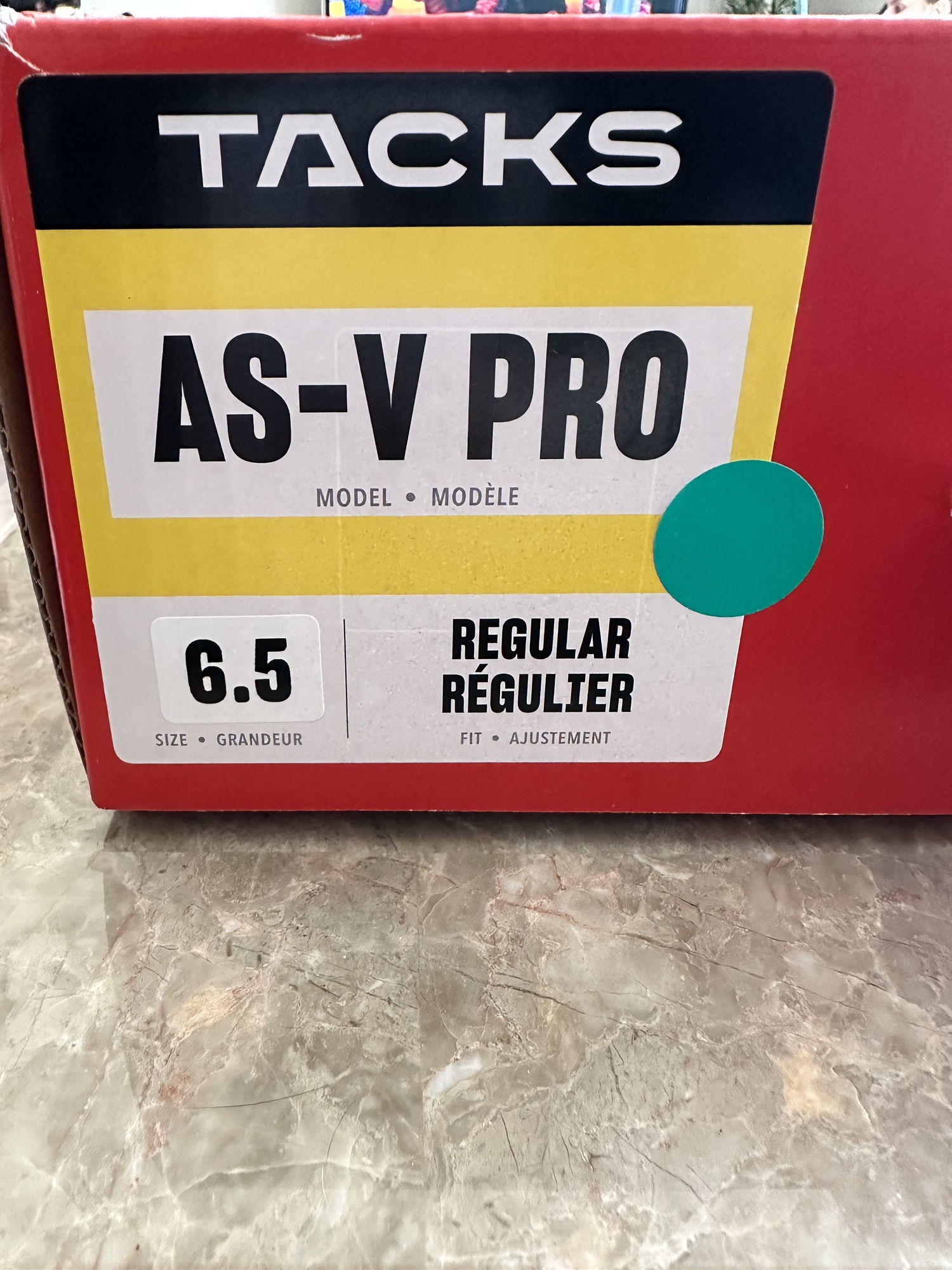 New CCM Tacks ASV Pro Hockey Skates 6.5 Regular SidelineSwap