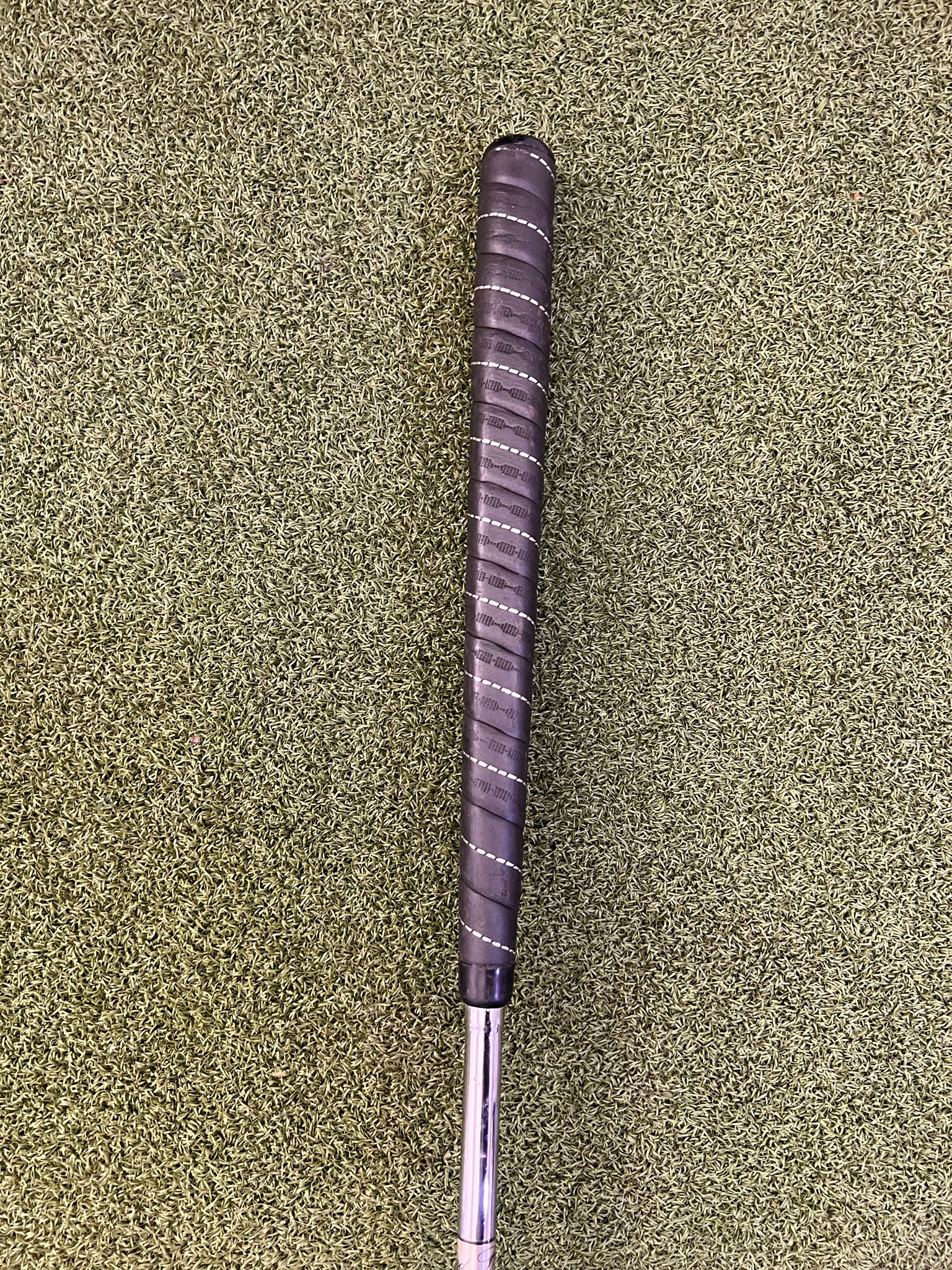 Wilson Staff 8813 Putter, 35", RH, Fluted Shaft & Leather Grip, Vintage