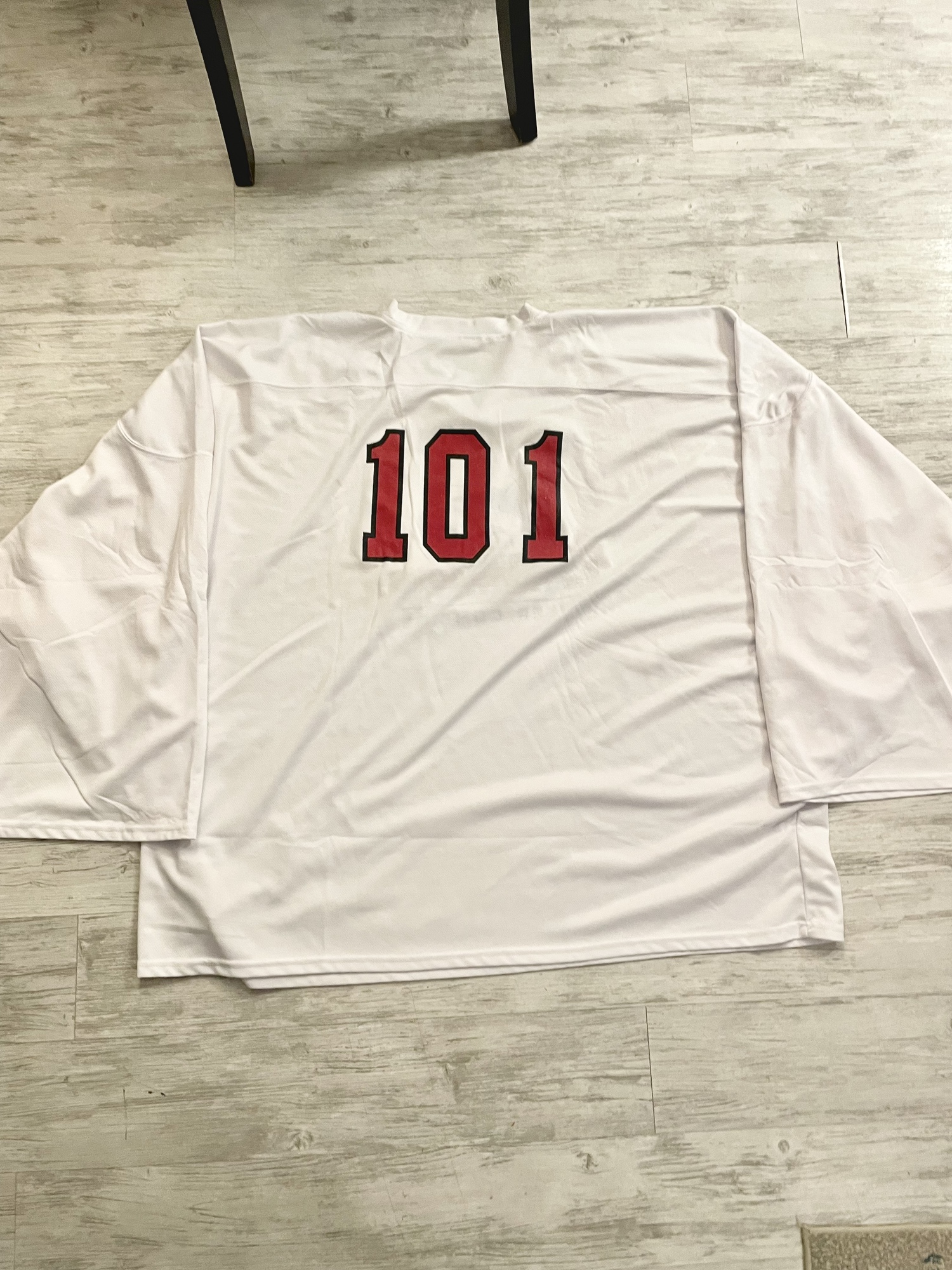 Used White Lasersharks Box Lacrosse Goalie Cut Jersey SidelineSwap