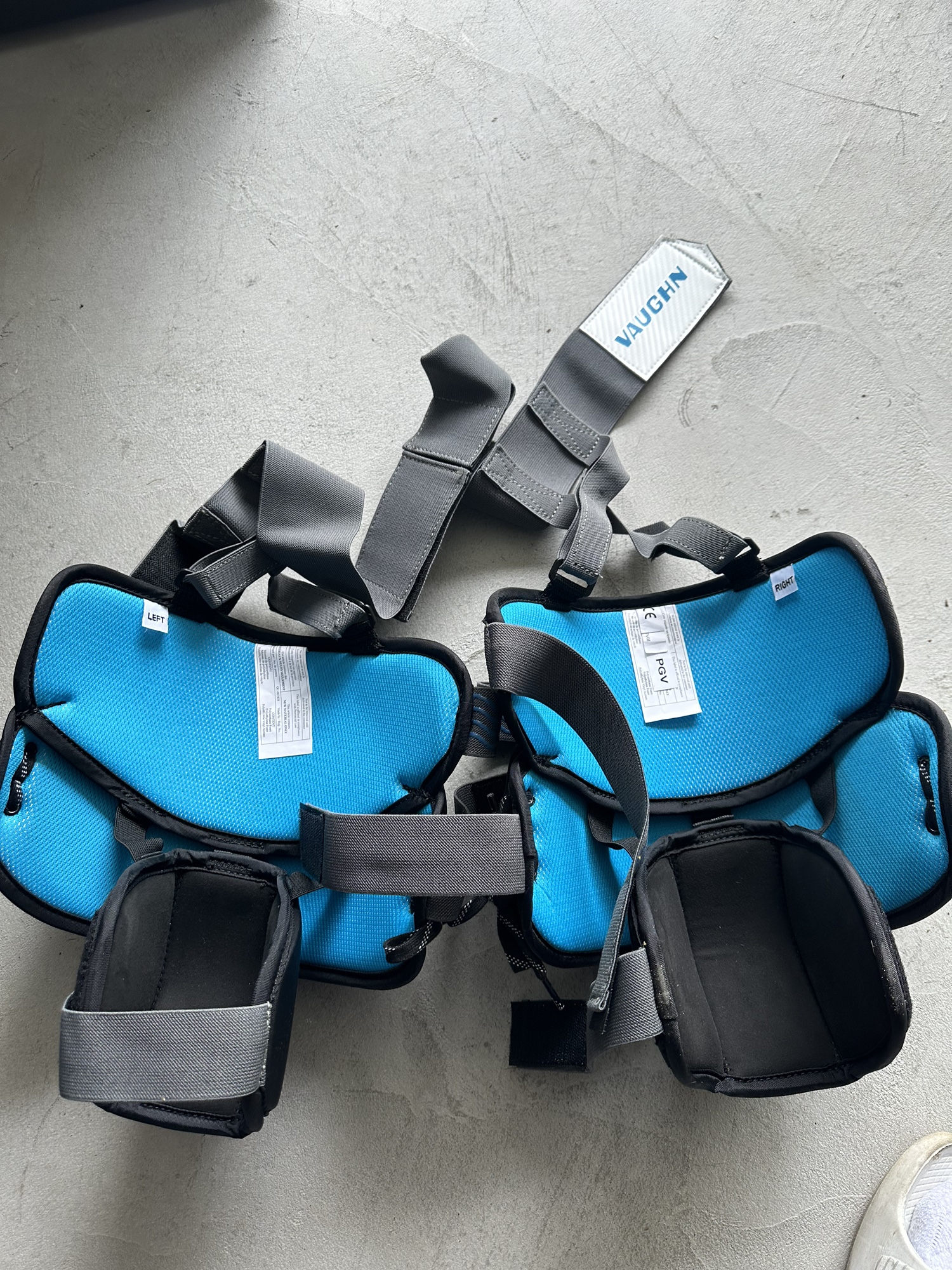 Vaughn V9 Goalie Knee Pads Senior NEW SidelineSwap