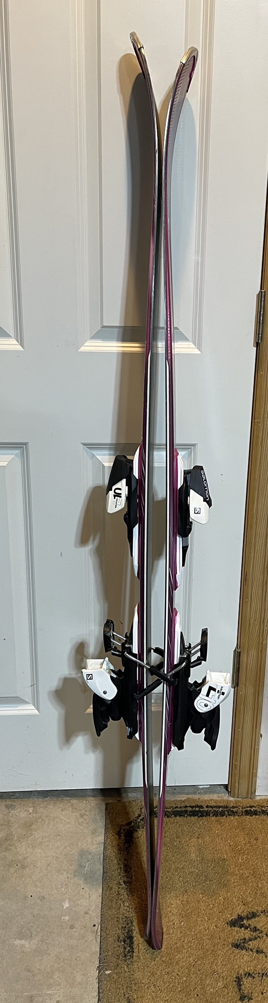 Salomon 154cm Constellation Series (kids skis) & bindings SidelineSwap