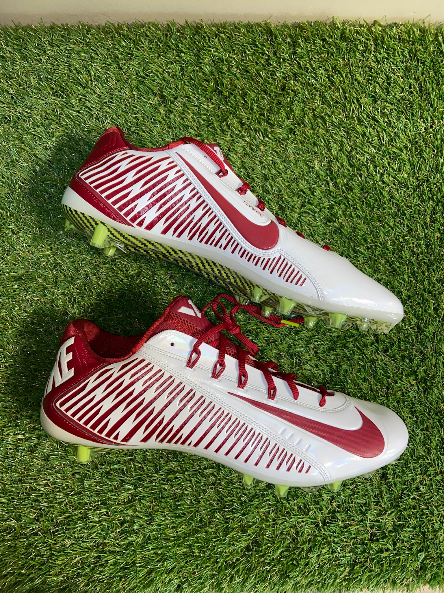 スパイク NIKE VAPOR CARBON 2014 ELITE TD Nike Men's Vapor Carbon Elite 2014 TD Untouchable Flywire