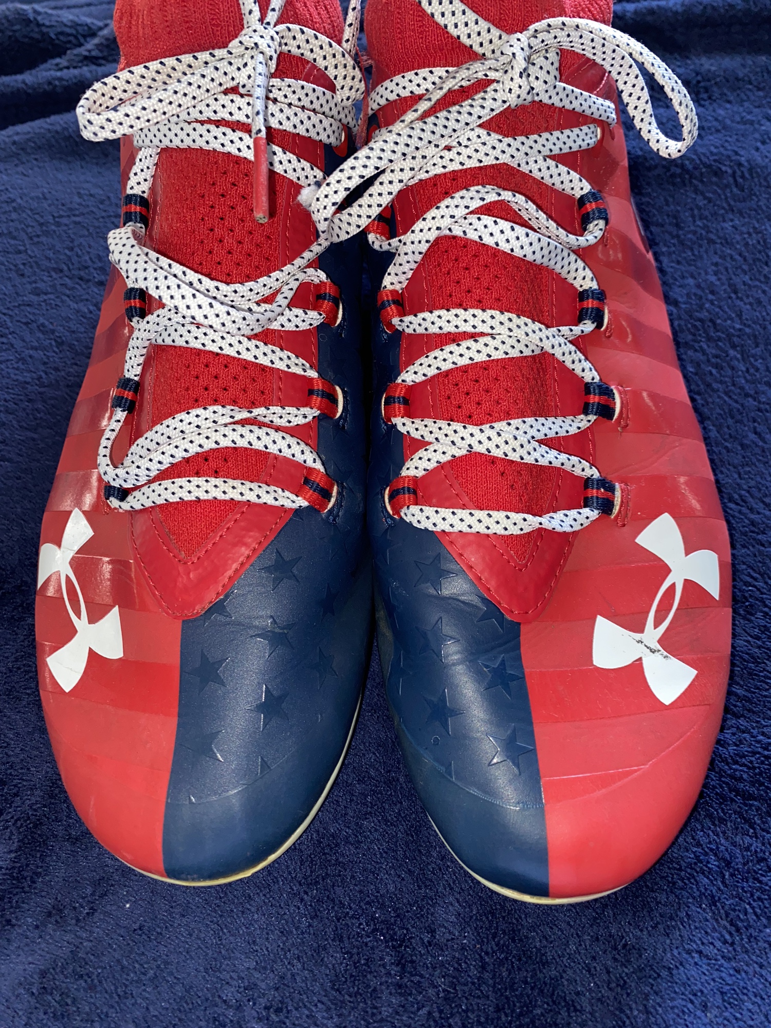 Red Men's Molded Cleats Under Armour Cleats SidelineSwap