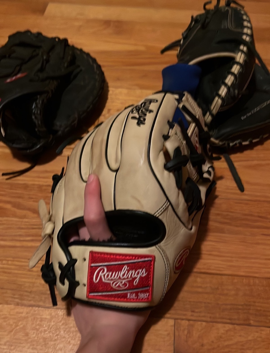 Rawlings baseball gloves SidelineSwap