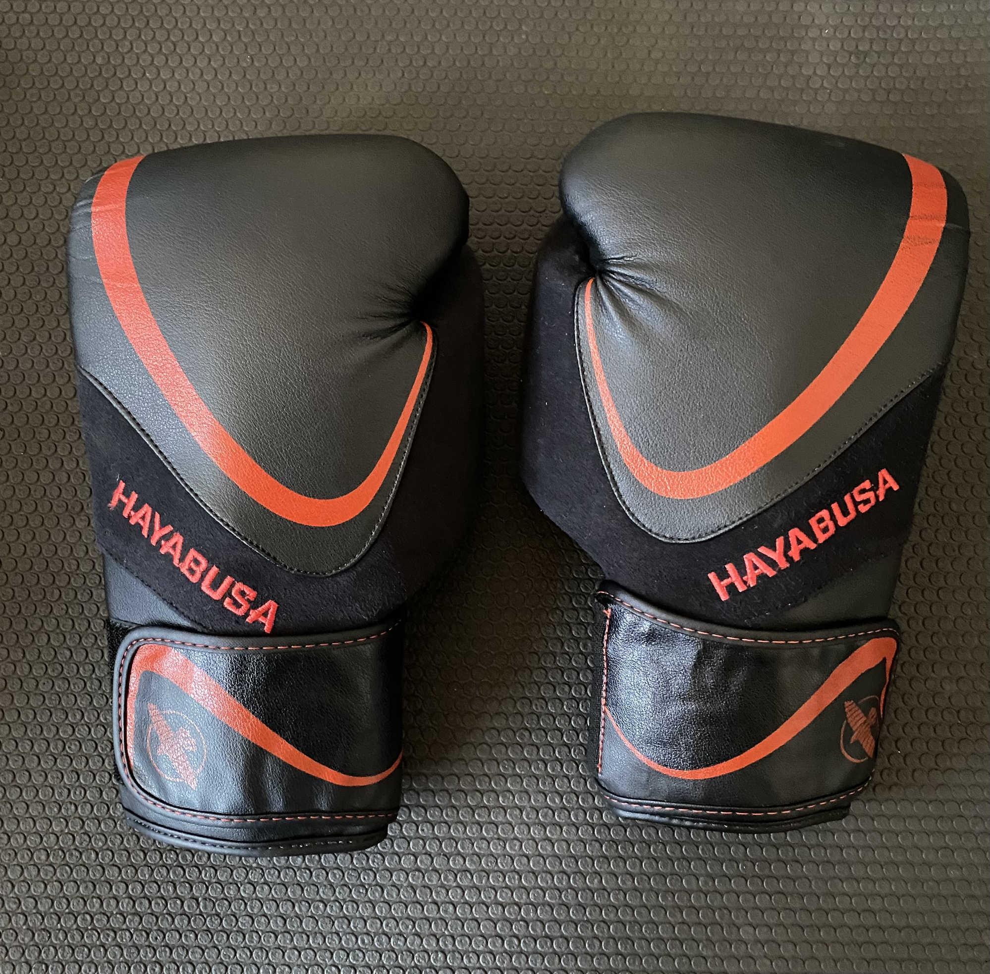 Hayabusa H5 Boxing Gloves SidelineSwap