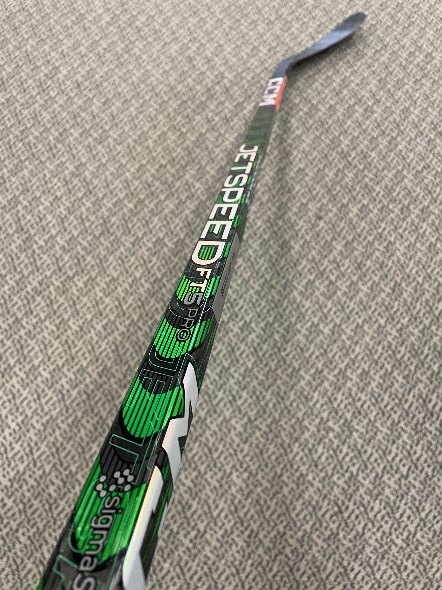 CCM Green FT5 Pro 55 flex P28 curve right hand stick | SidelineSwap