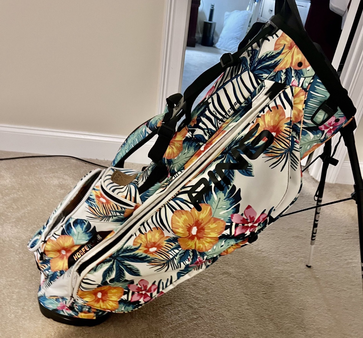 Ping hooferlite floral golf bag. New SidelineSwap