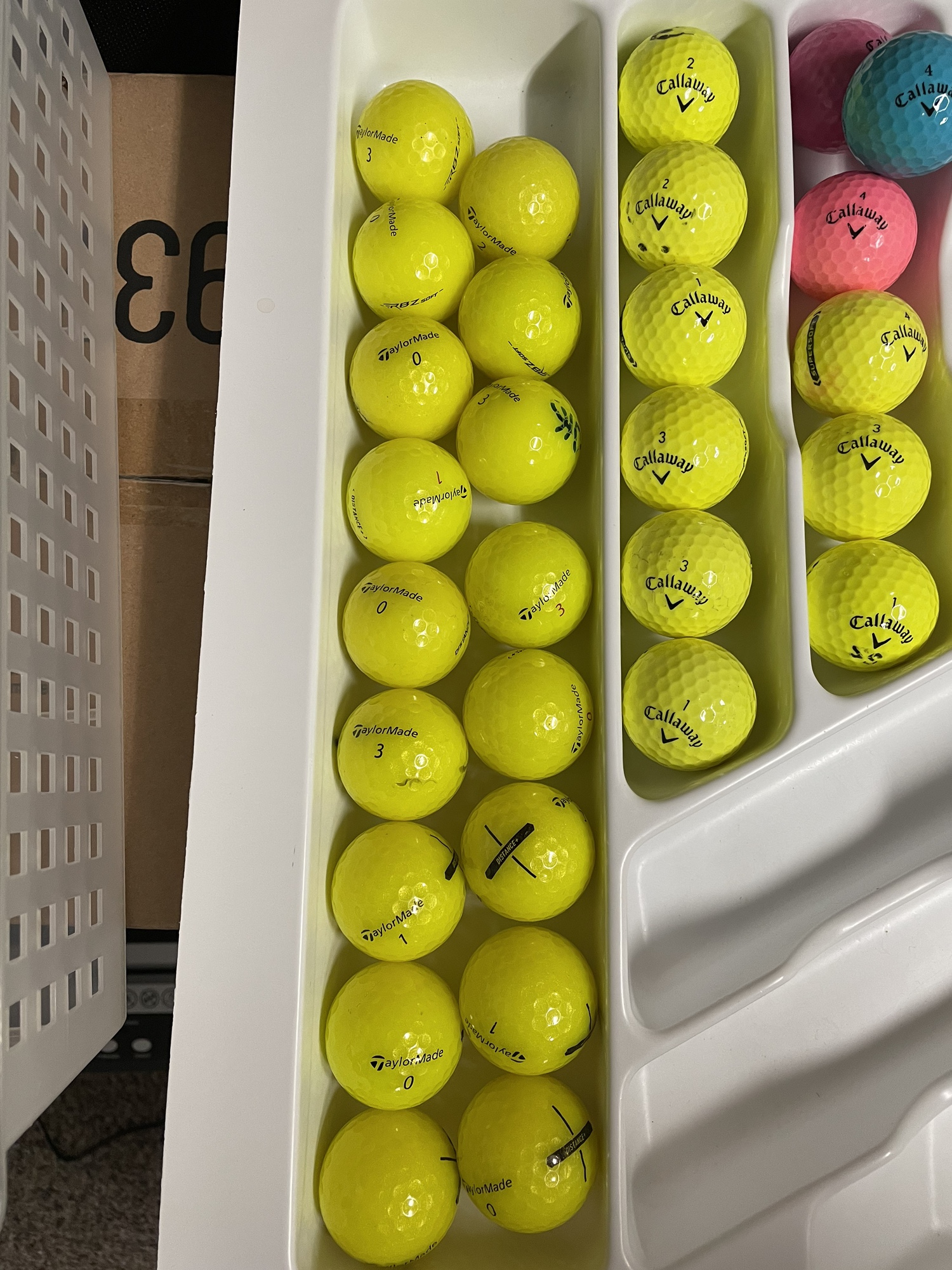 TaylorMade 17 Pack Distance + Balls SidelineSwap