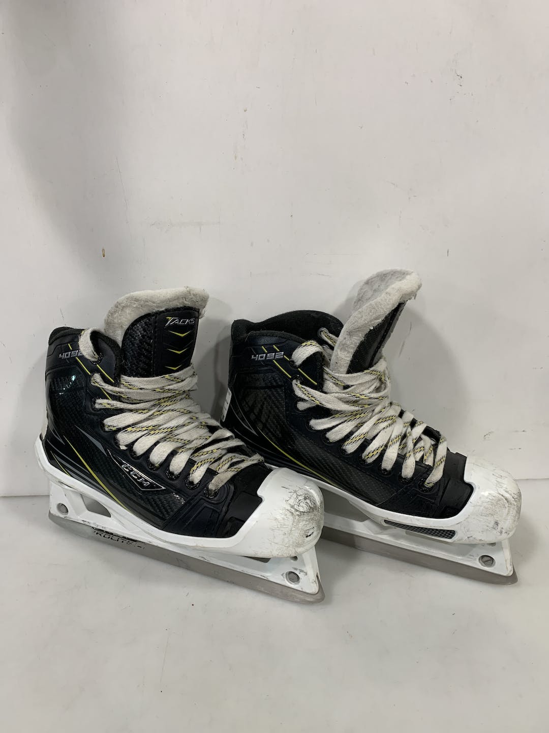 Used Ccm 4092 Tacks Junior 05 Goalie Skates SidelineSwap
