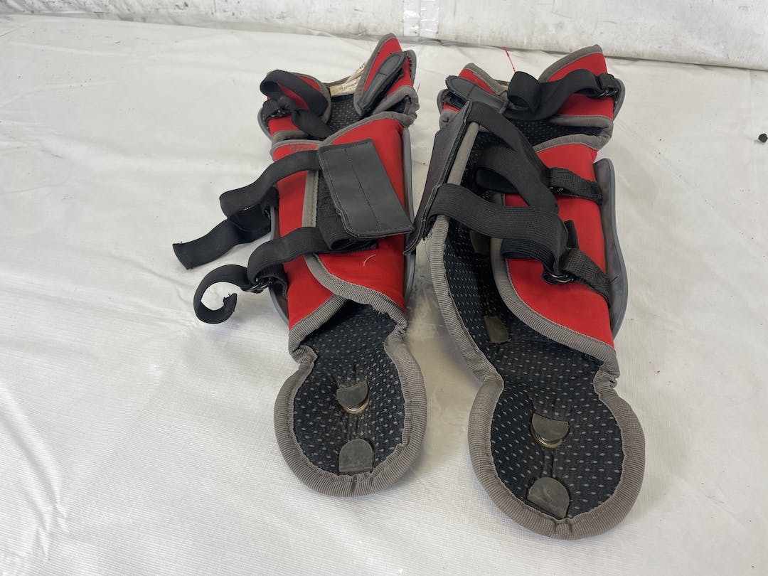 Used Wilson Ez Gear Youth Baseball Catcher's Leg Guards S M Age 57