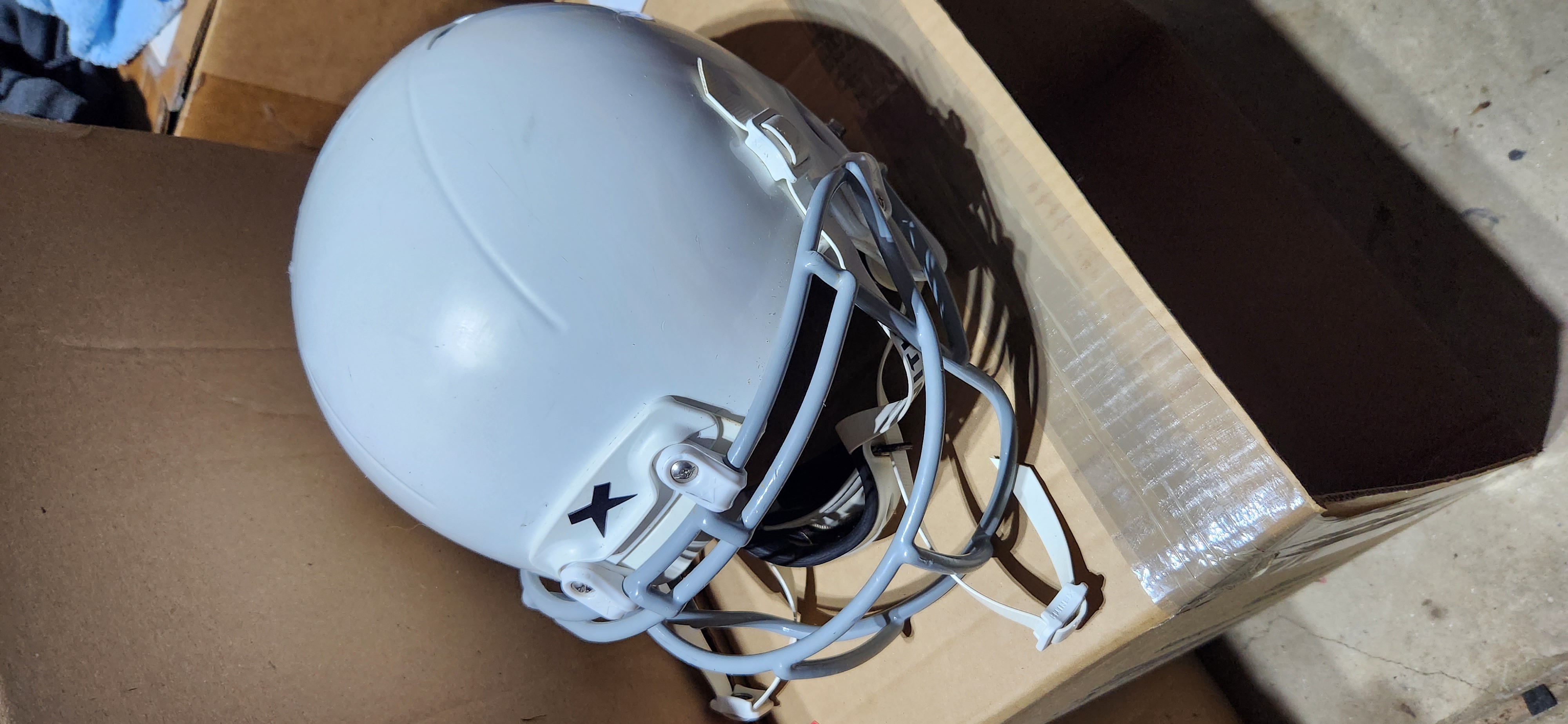 Youth Used Large Xenith X2E+ Helmet SidelineSwap