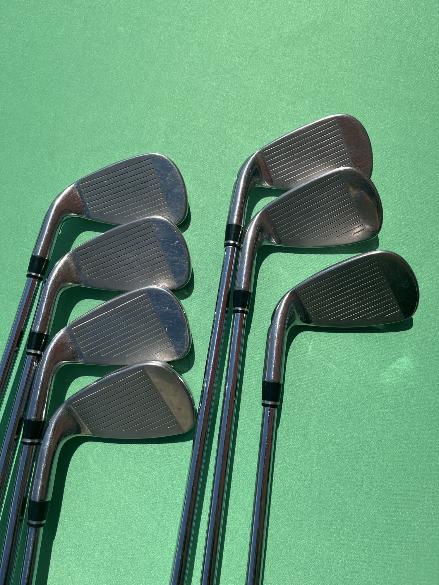 Used Men's 2021 Wilson Staff D9 Right Iron Set Stiff Steel SidelineSwap