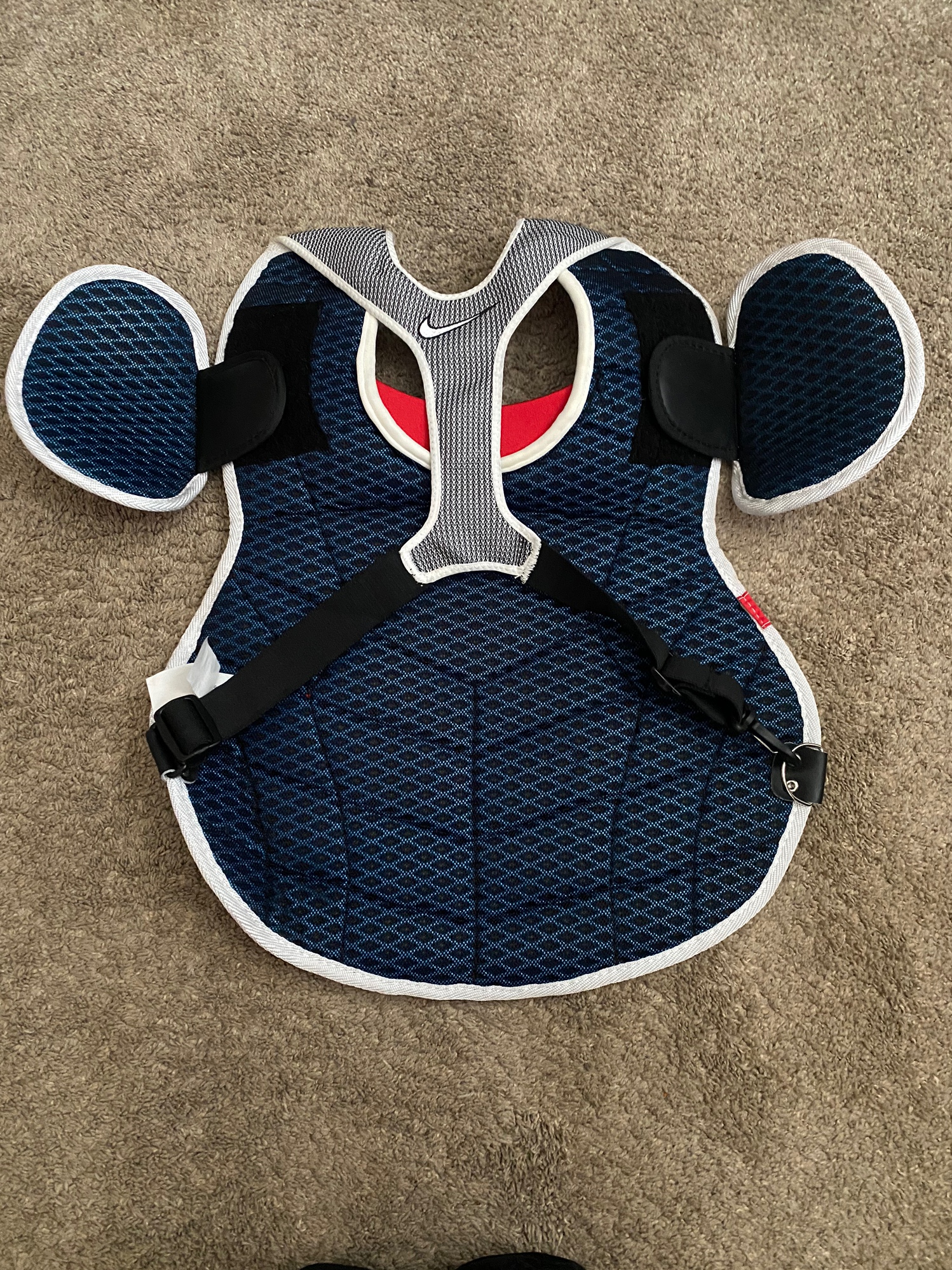 Nike Catcher's Chest Protector SidelineSwap