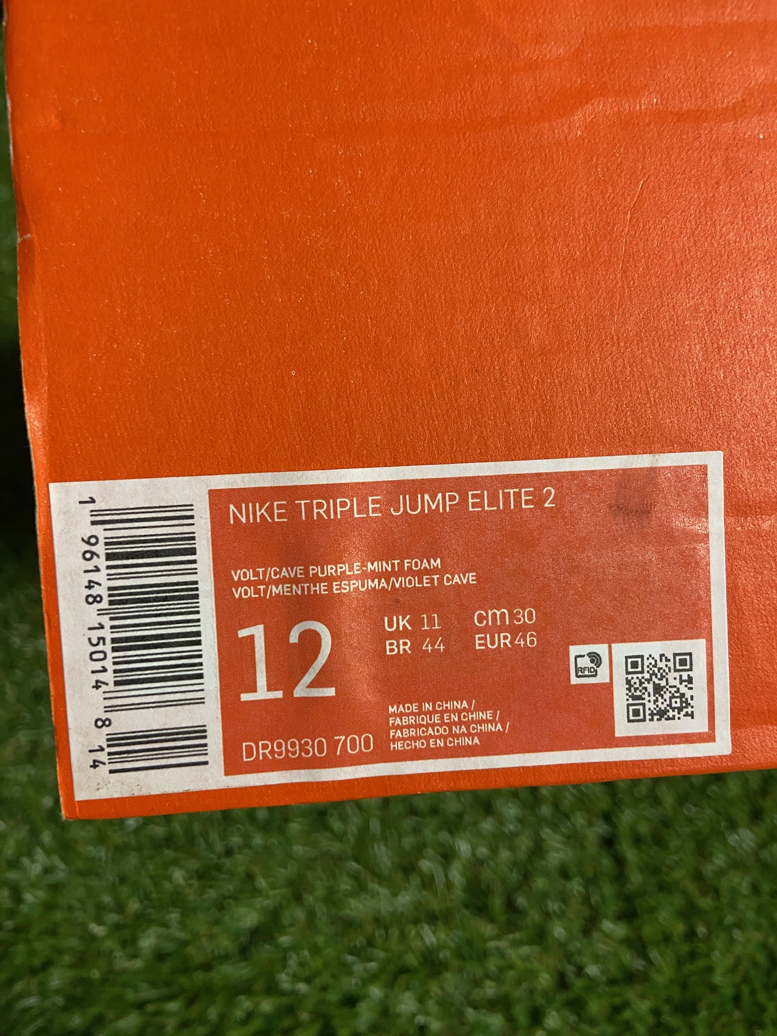 nike-triple-jump-elite-2-spike-track-shoes-volt-black-dr9930-700-men-sz