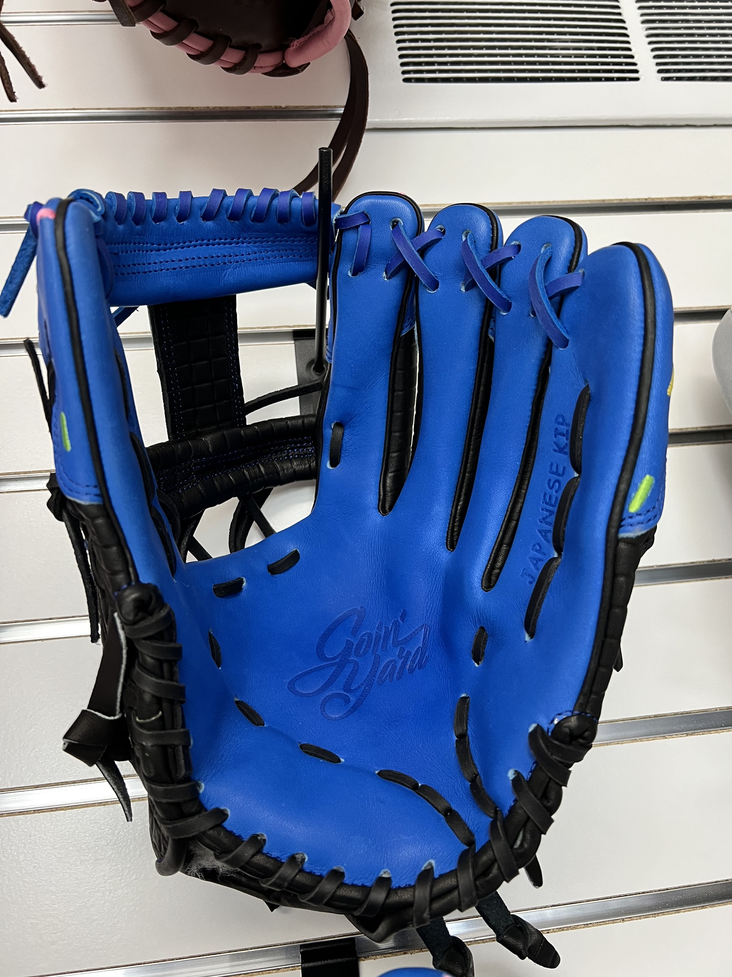 Goin Yard Fastpitch/Slowpitch 2023 Japanese Kip Softball Glove