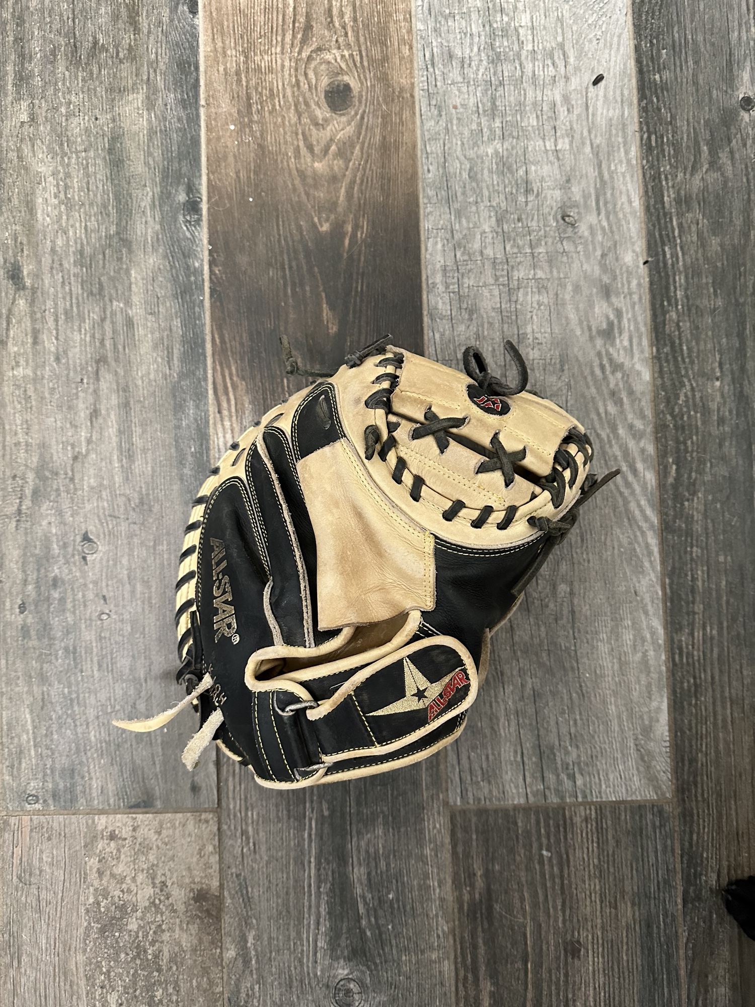 All Star Pro Elite Catcher Mitt SidelineSwap