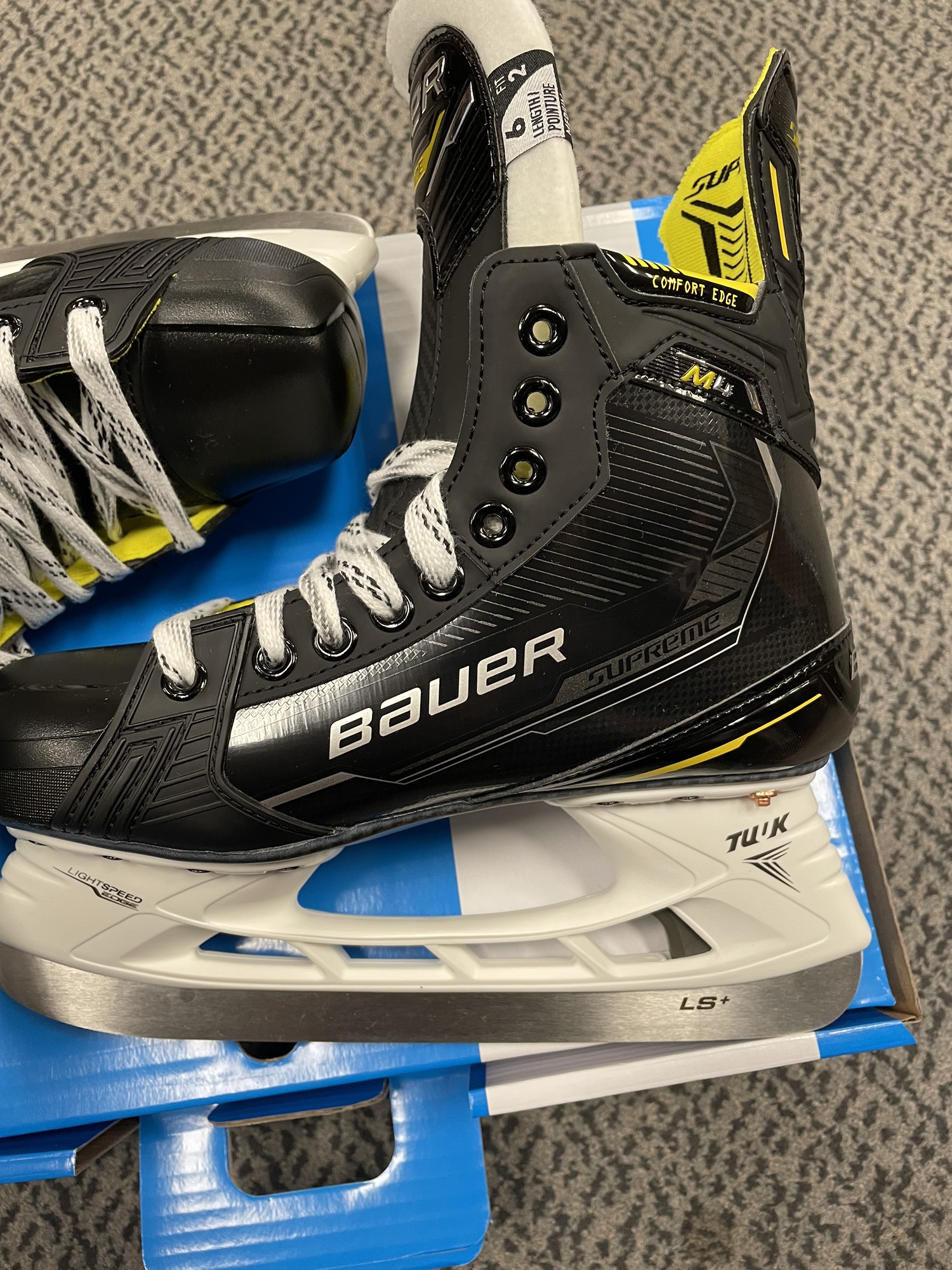 Bauer Supreme M4 size 6 fit 2 skates SidelineSwap