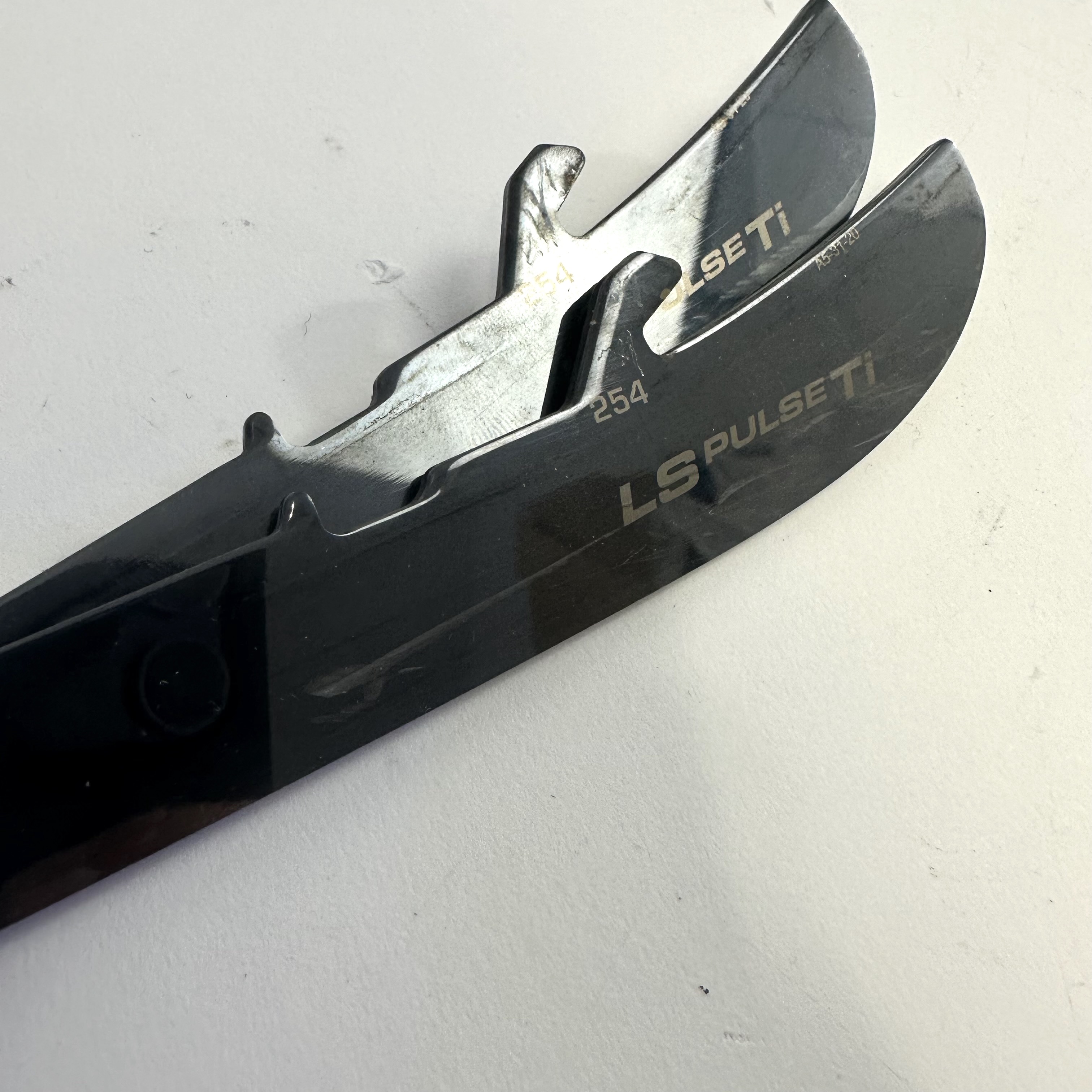 Used Tuuk LS Pulse TI Steel | Size 254mm | T16 | SidelineSwap