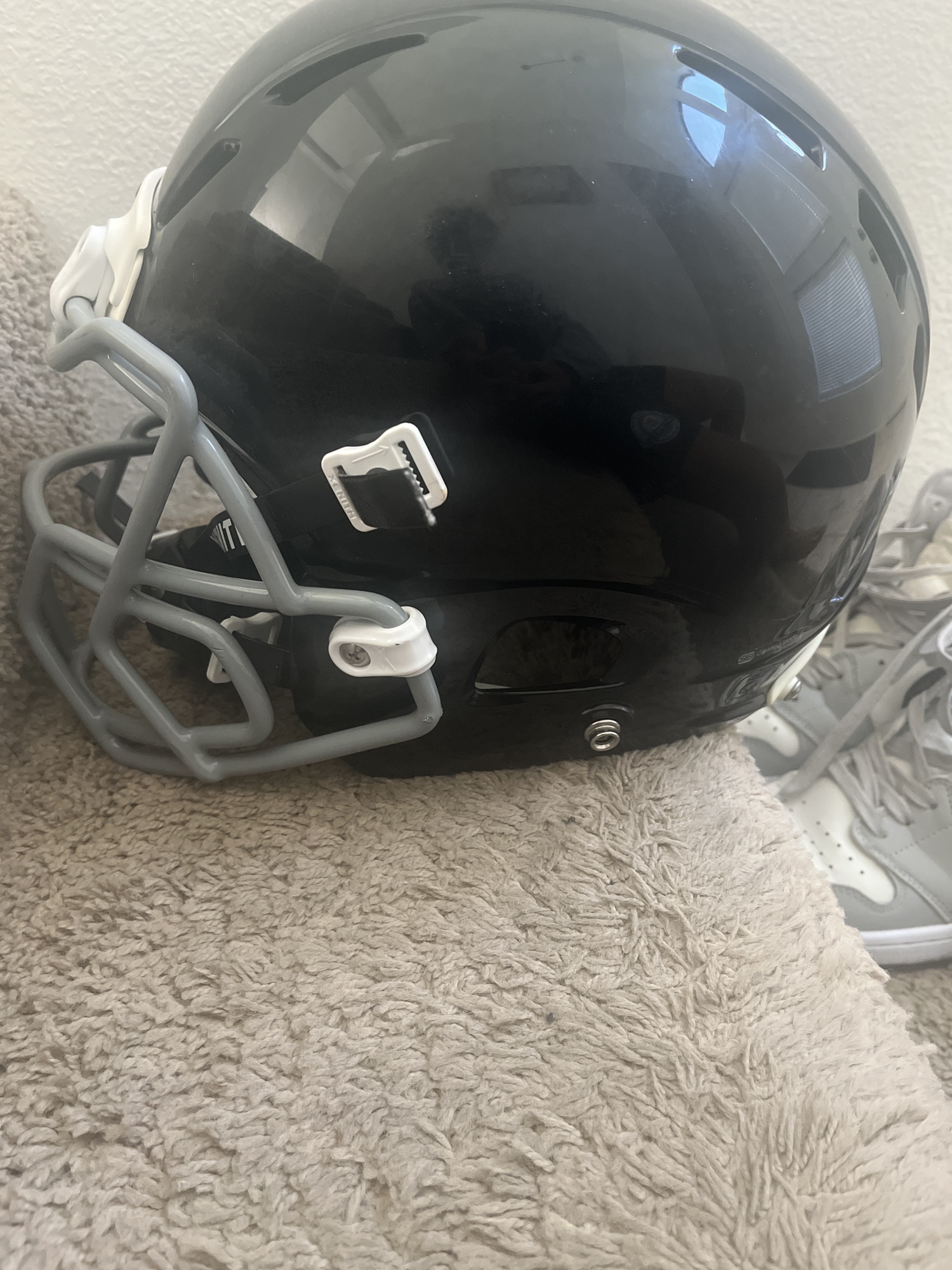 New Large Xenith Epic Helmet SidelineSwap
