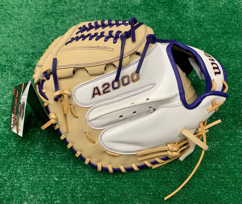 Wilson A2000 AM1 34" Fastpitch Softball Catchers Mitt Aubree Munroe
