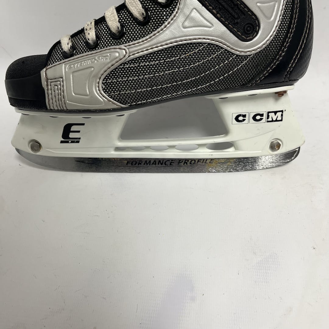 Used Ccm Externo E10 Junior 03 Ice Hockey Skates SidelineSwap