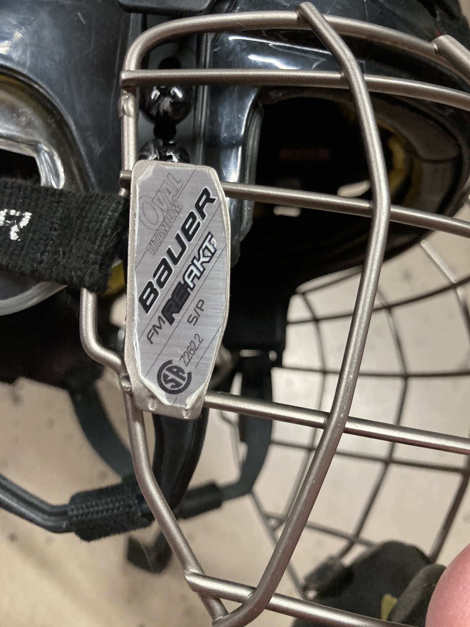 Bauer reakt helmet size small with titanium cage SidelineSwap