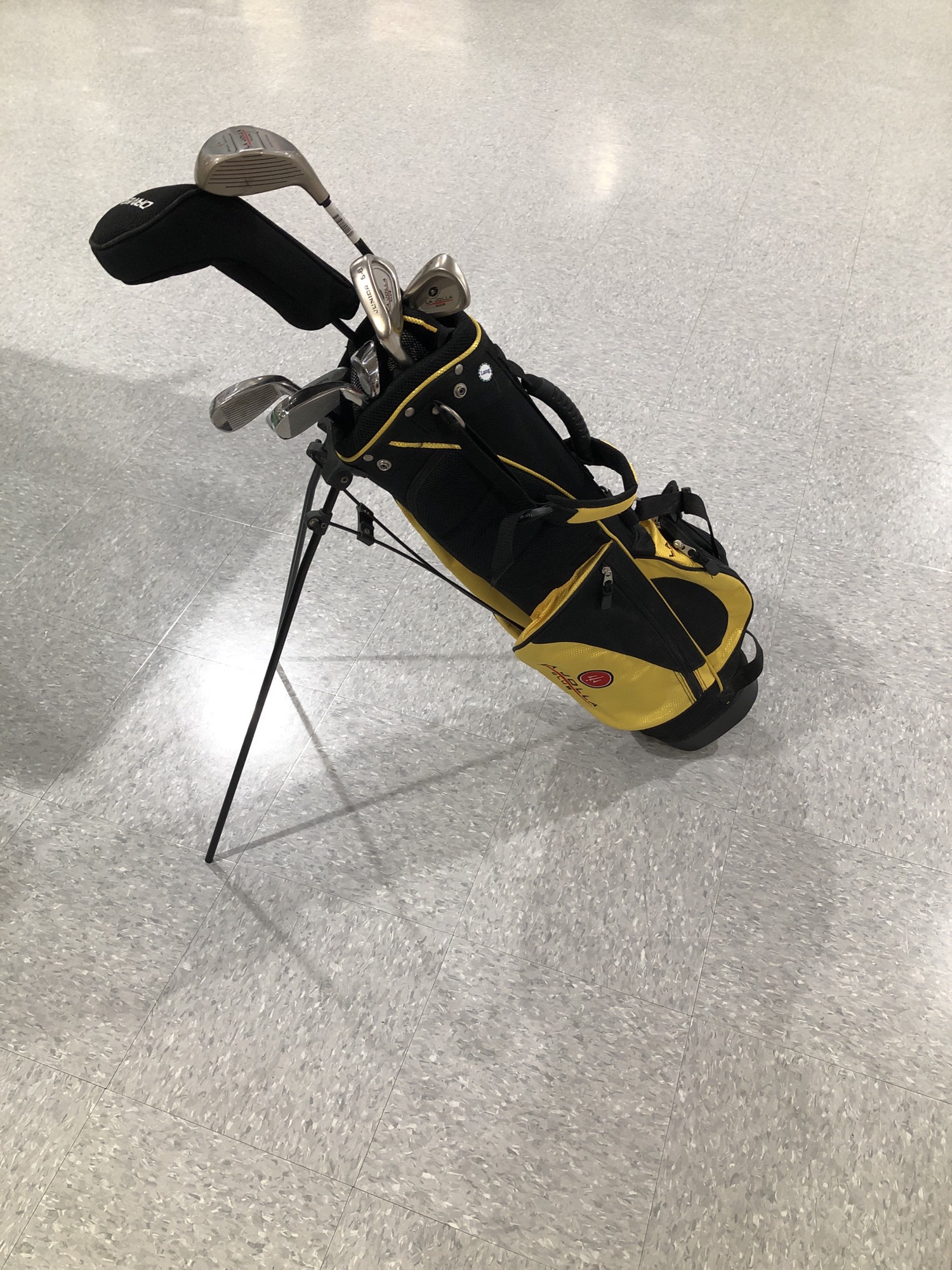 Used Junior La Jolla Left Clubs (Full Set 8 Clubs) SidelineSwap