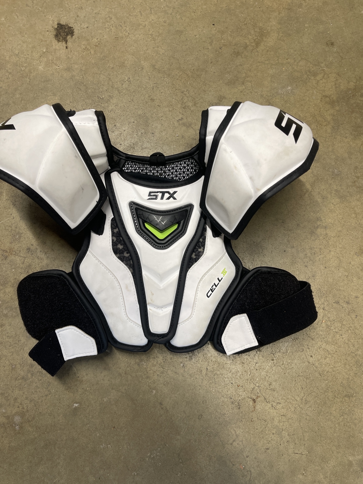 Youth Youth STX Cell IV Shoulder Pads SidelineSwap