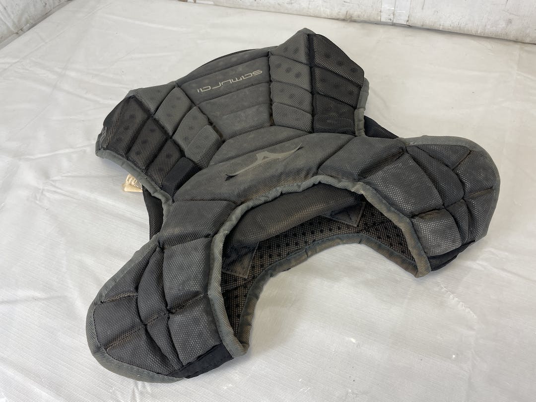 Used Mizuno Samurai 13" Intermediate Womens Softball Catcher's Chest