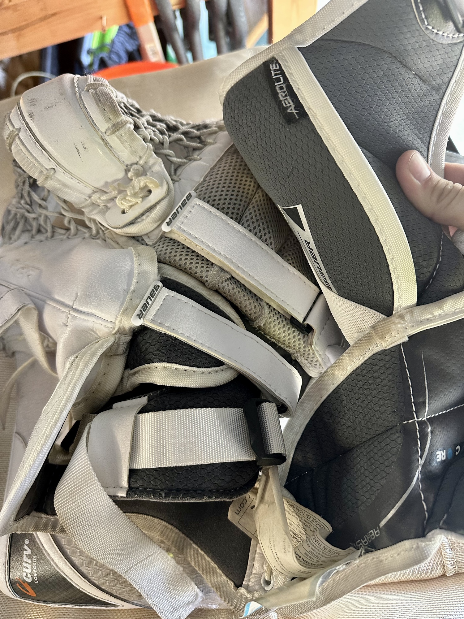 Senior Bauer 2x Pro full right glove and blocker set SidelineSwap