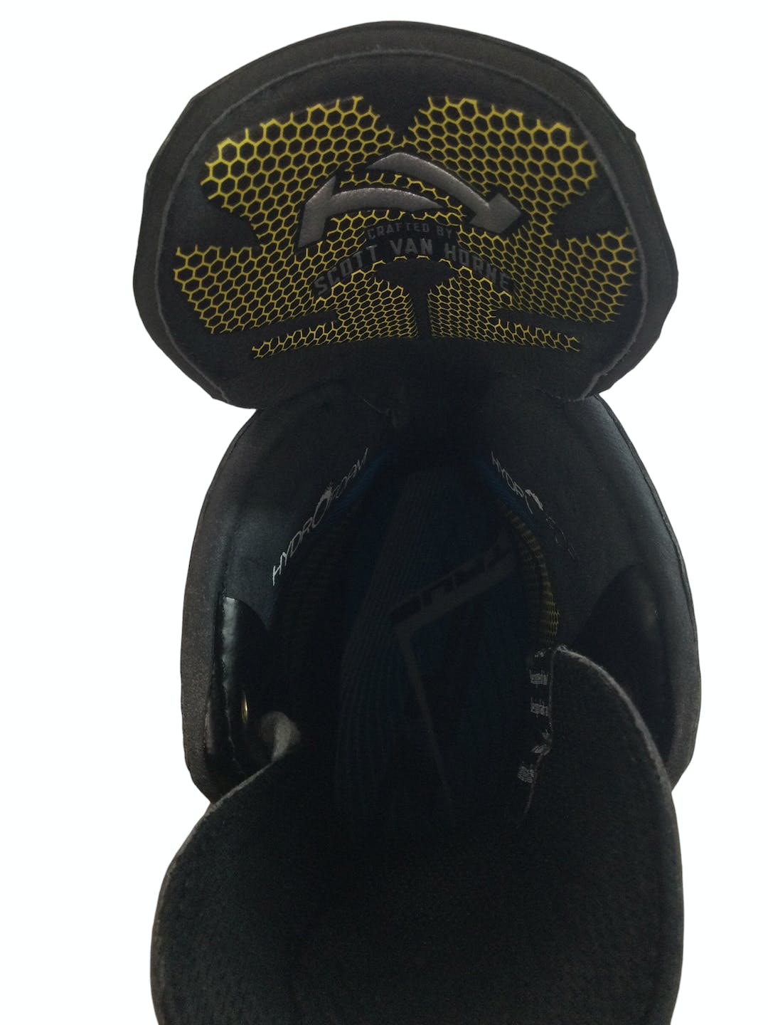 Used True Catalyst 9 Ice Hockey Skates Size 7 D SidelineSwap