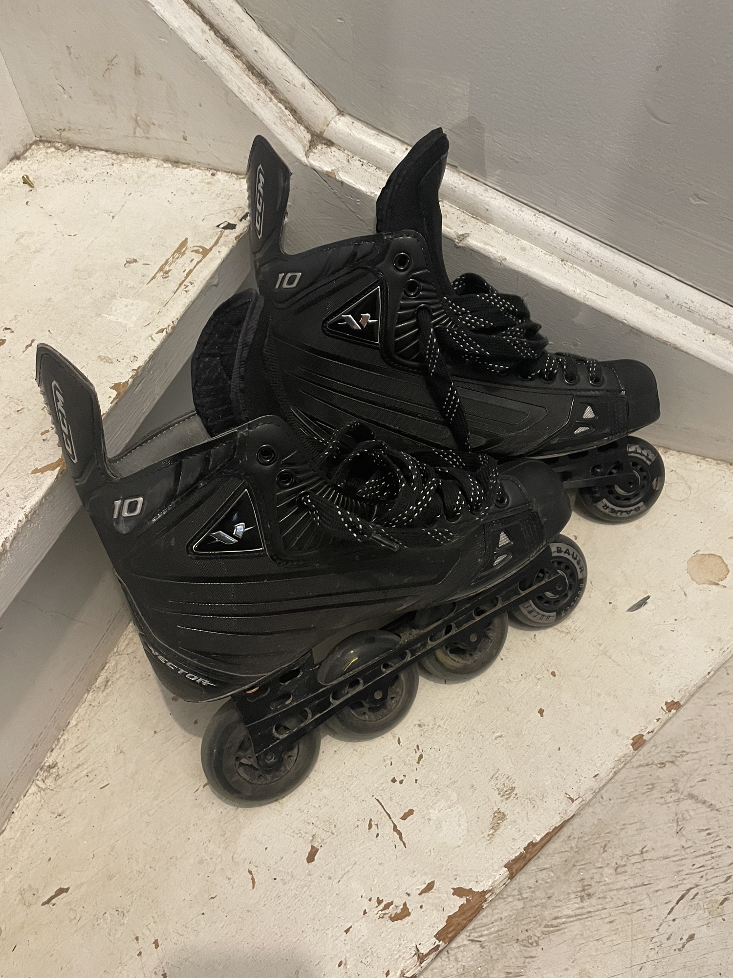 Ccm v10 inline skates SidelineSwap