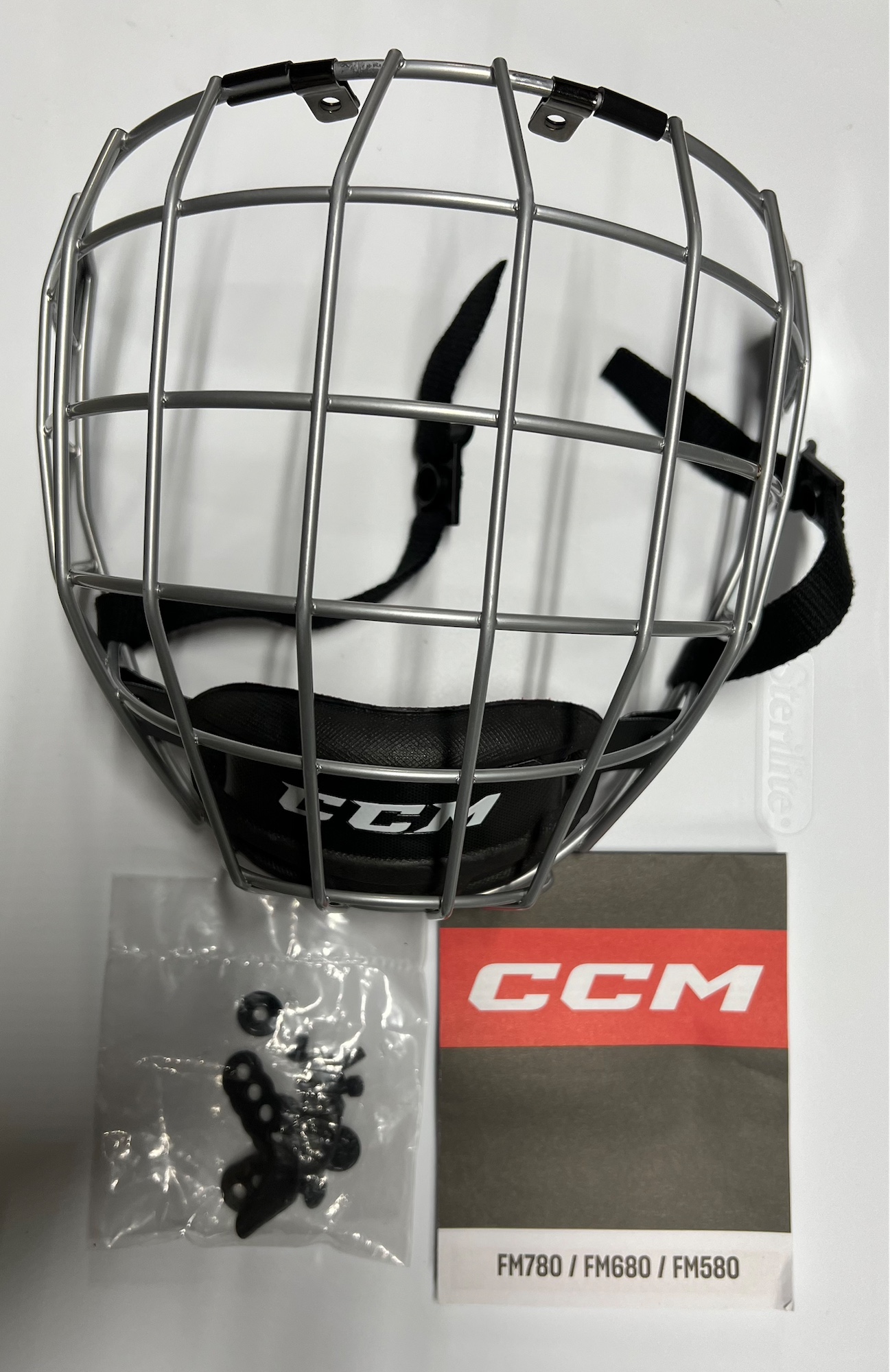 Large CCM Full Cage FM580 SidelineSwap