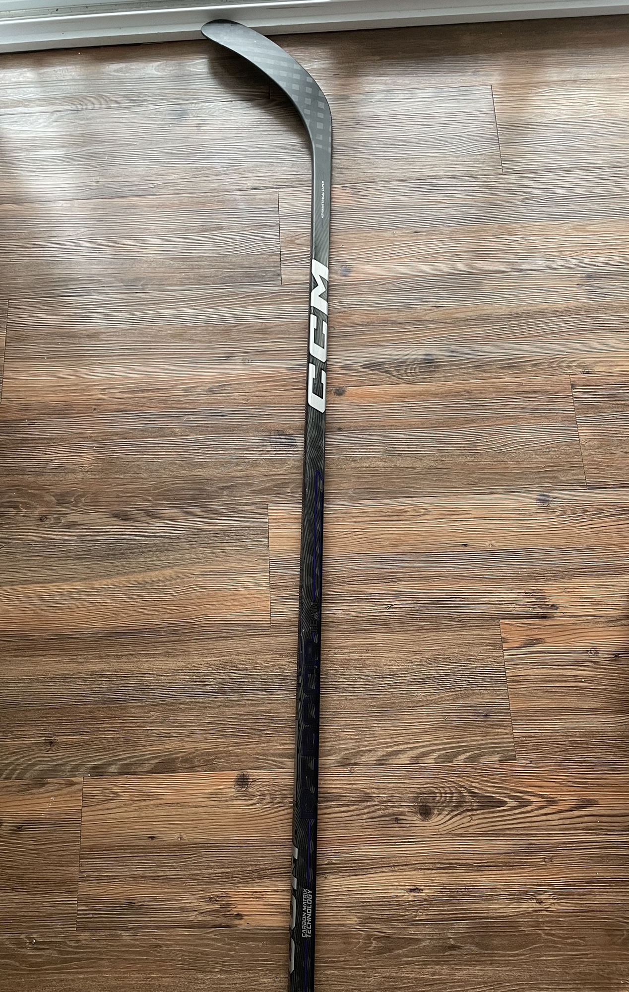 Senior (85 Flex) Right Handed (P88 Curve) RibCor Team Hockey Stick