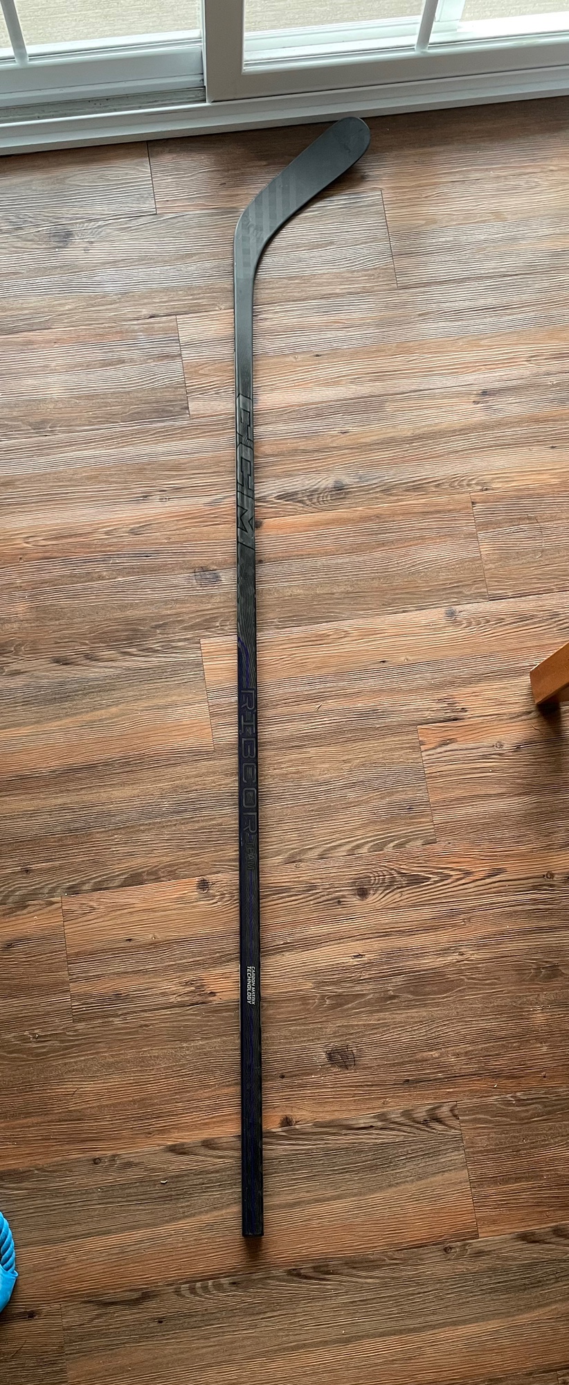 Senior (85 Flex) Right Handed (P88 Curve) RibCor Team Hockey Stick