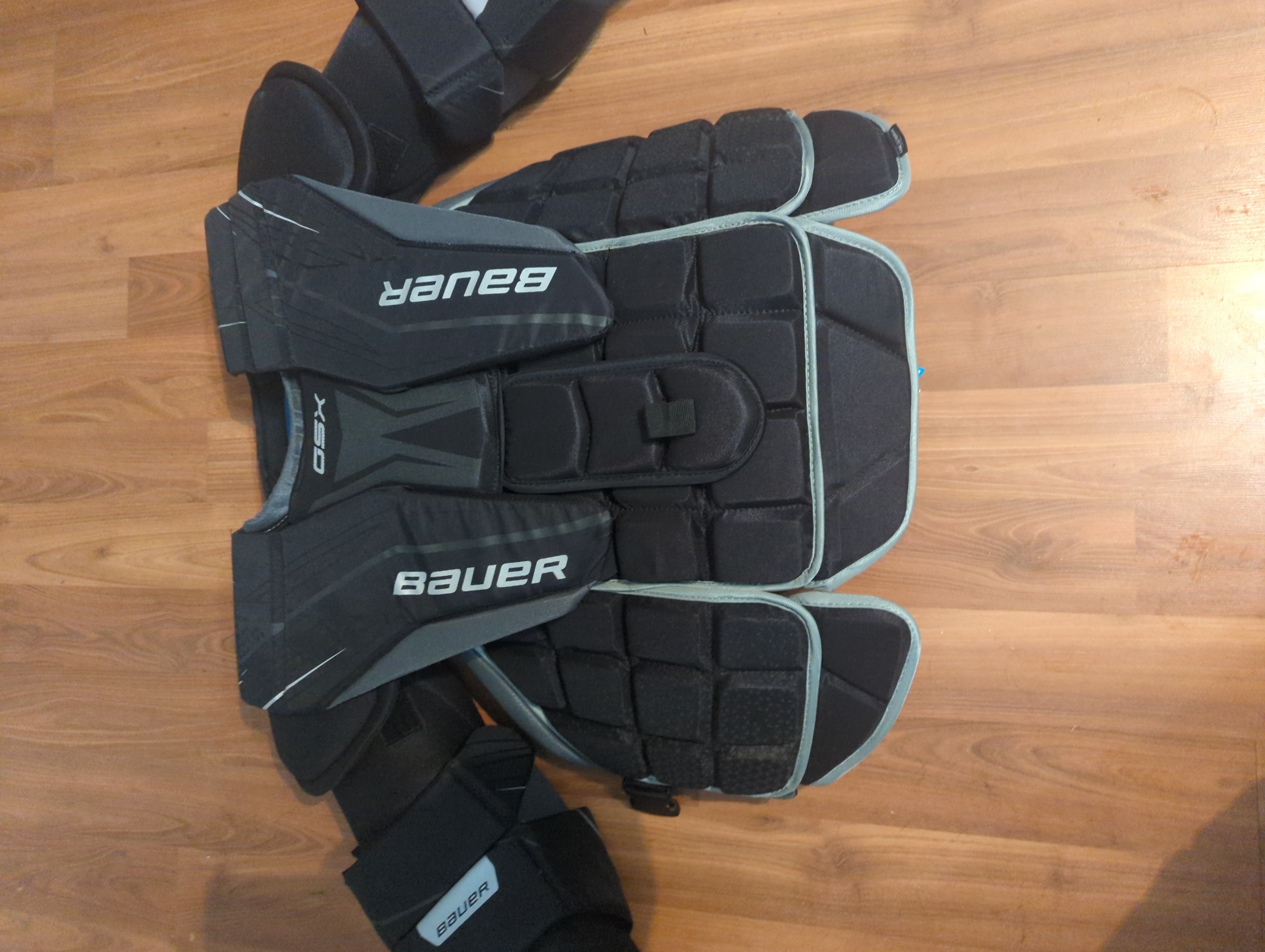 New Large Bauer GSX Goalie Chest Protector SidelineSwap