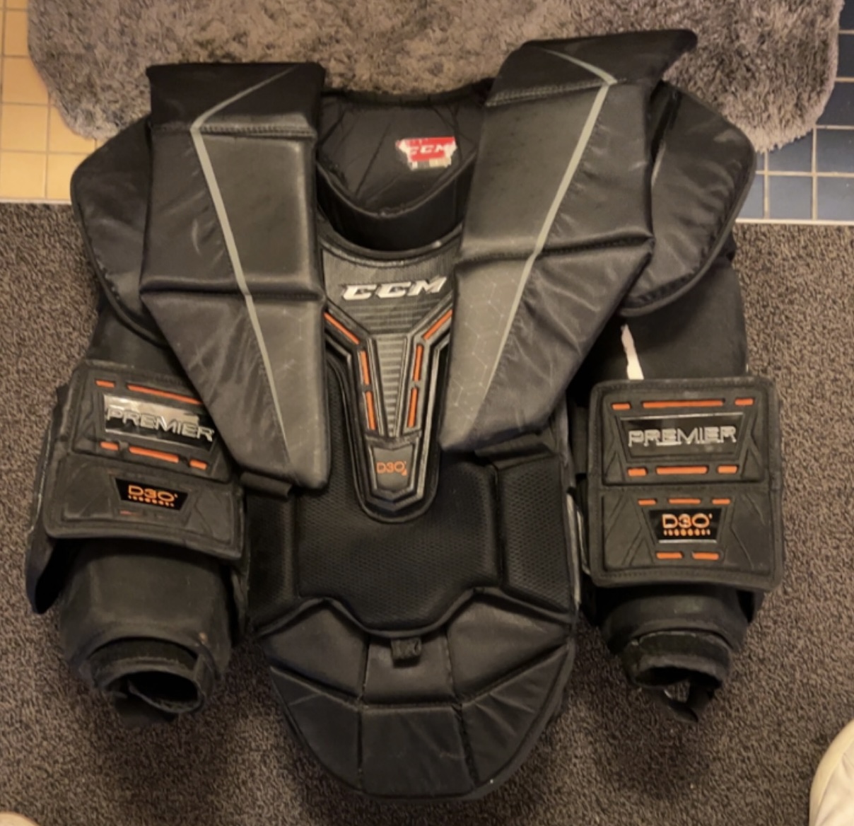 Used Large CCM Pro Stock Axis pro Goalie Chest Protector SidelineSwap