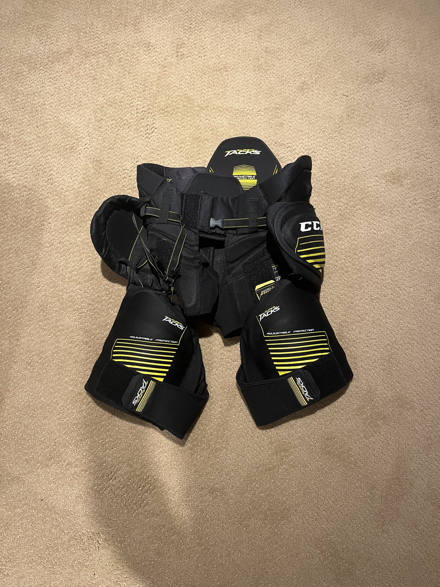 Used Medium CCM Super Tacks Girdle SidelineSwap