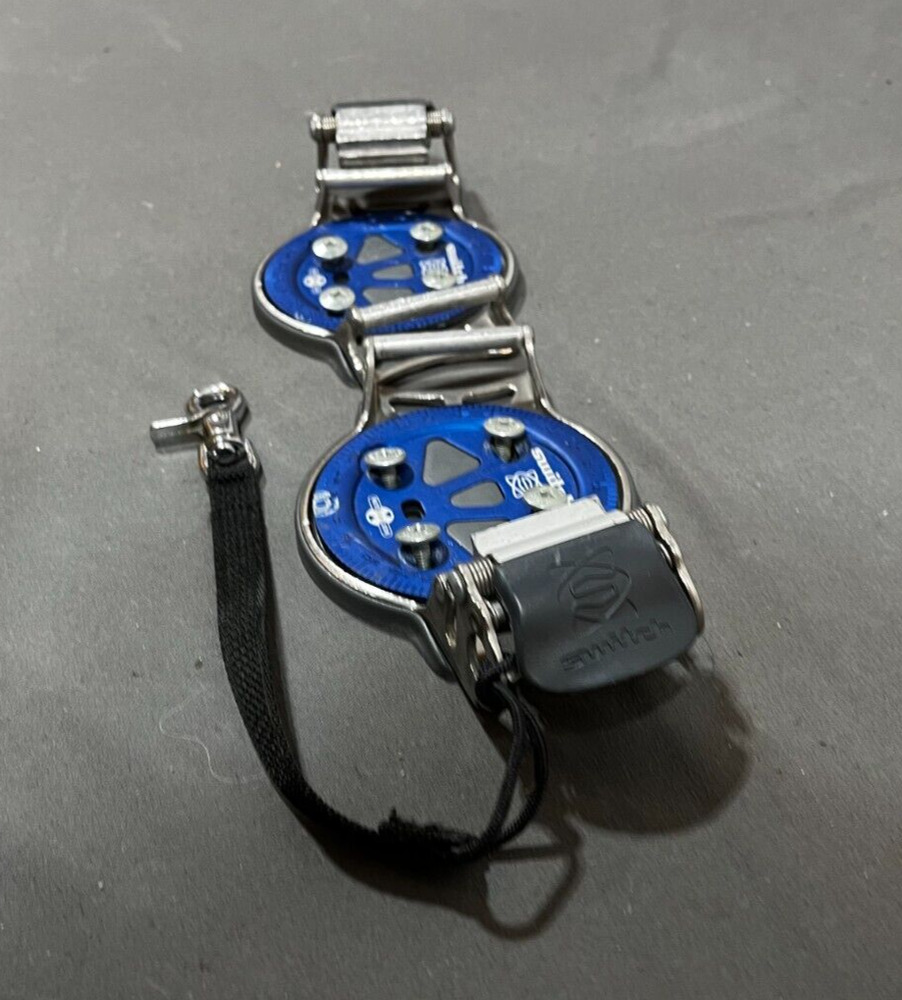 Switch StepIn Flat Mount Auto Lock 550 Snowboard Bindings COMPLETE