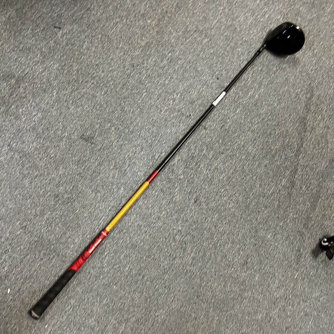 Used Taylormade R7 Superquad Regular Flex Graphite Shaft Drivers