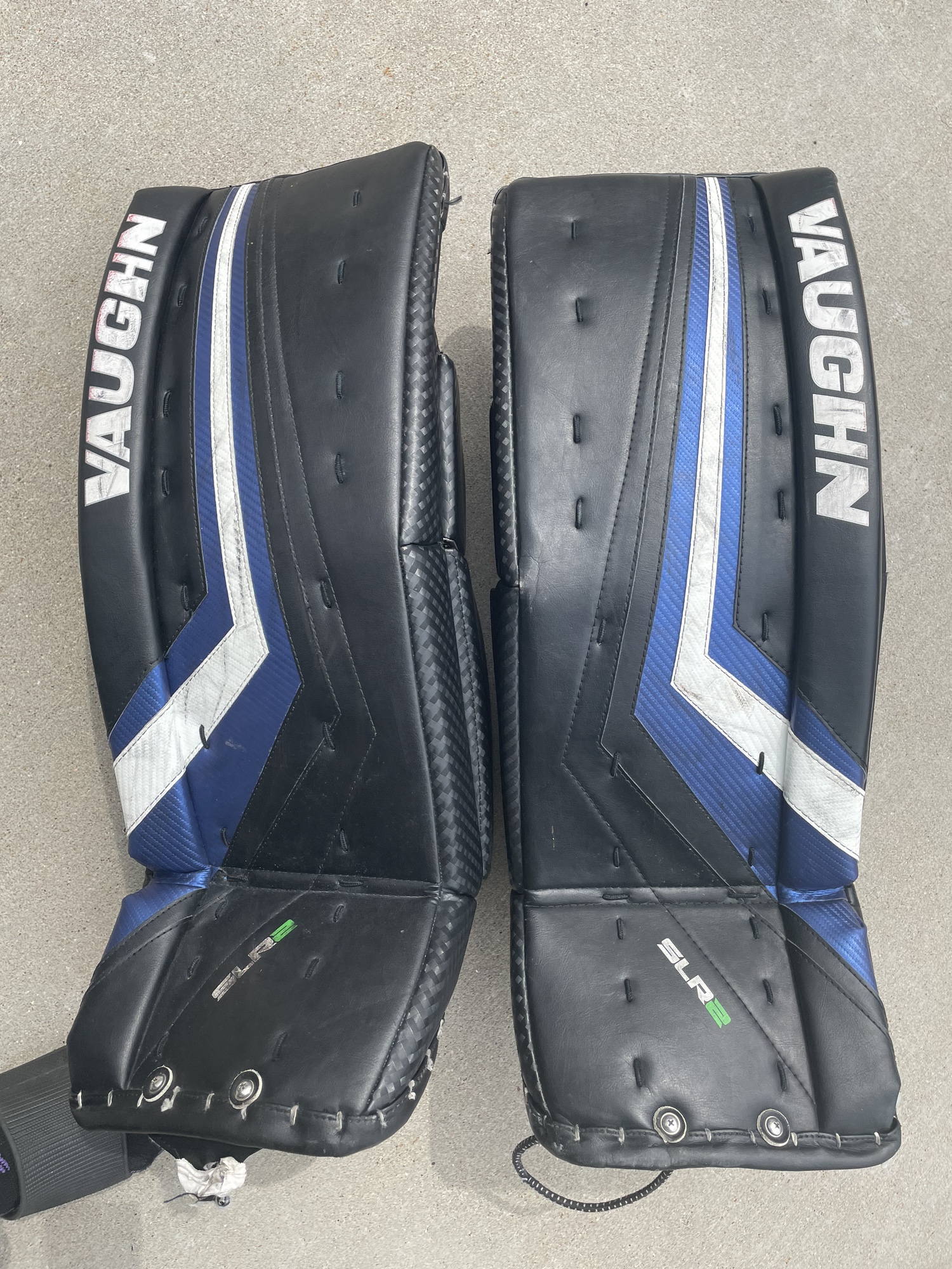 26" Vaughn Ventus SLR2 Jr Goalie Leg Pads SidelineSwap