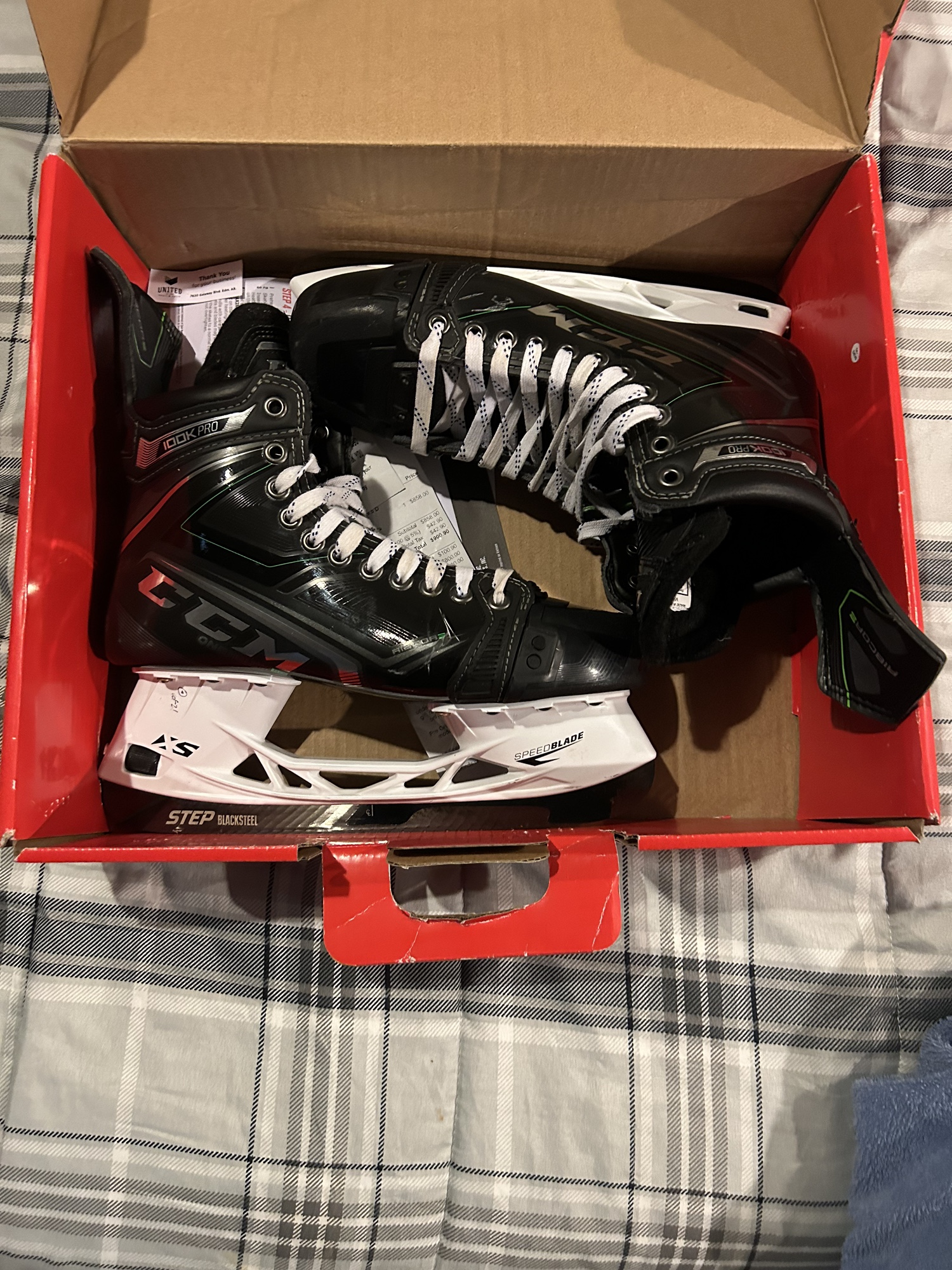 Used CCM Regular Width Size 9.5 RibCor 100k Pro Hockey Skates