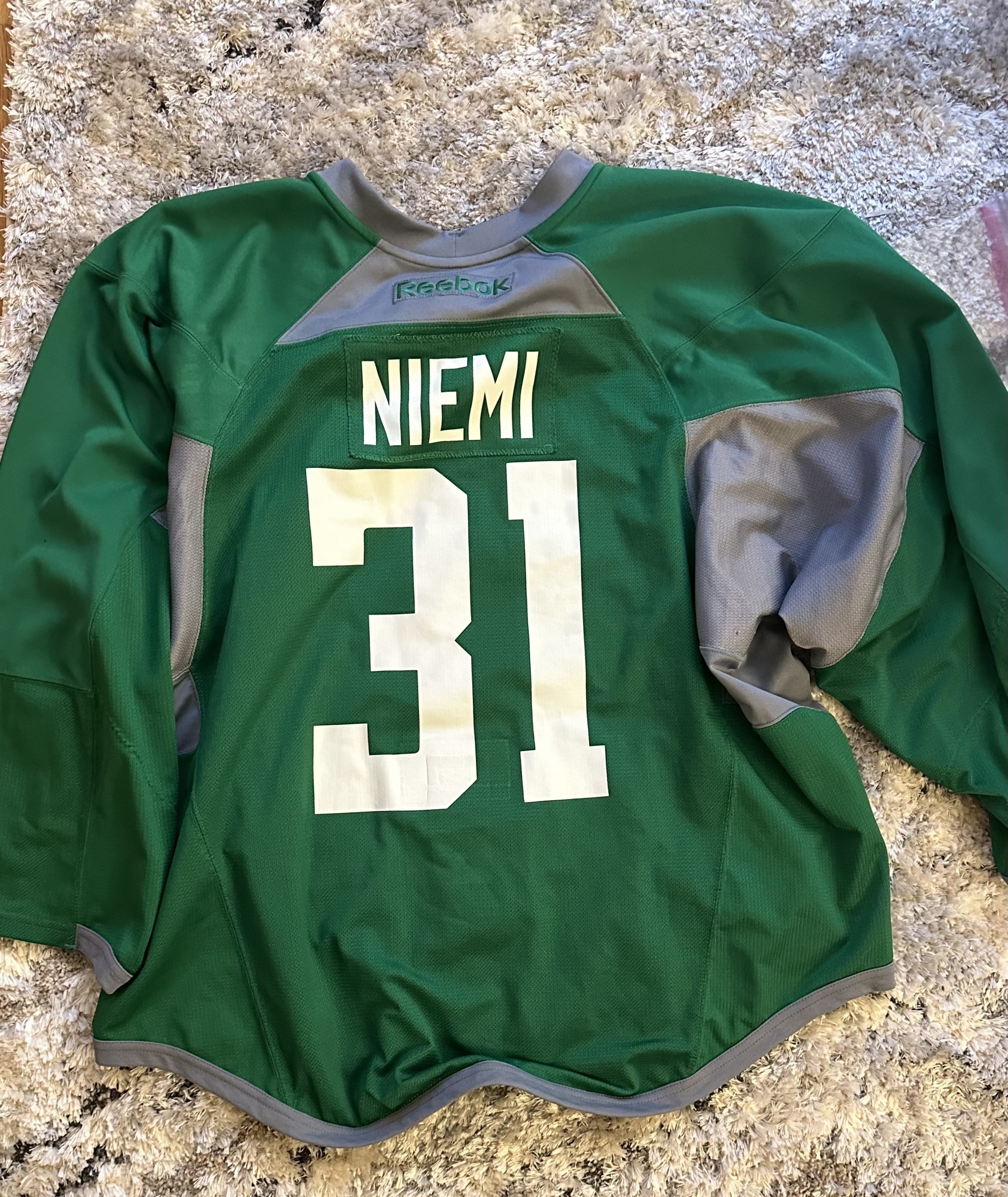 Dallas Stars practice worn goalie cut jersey SidelineSwap