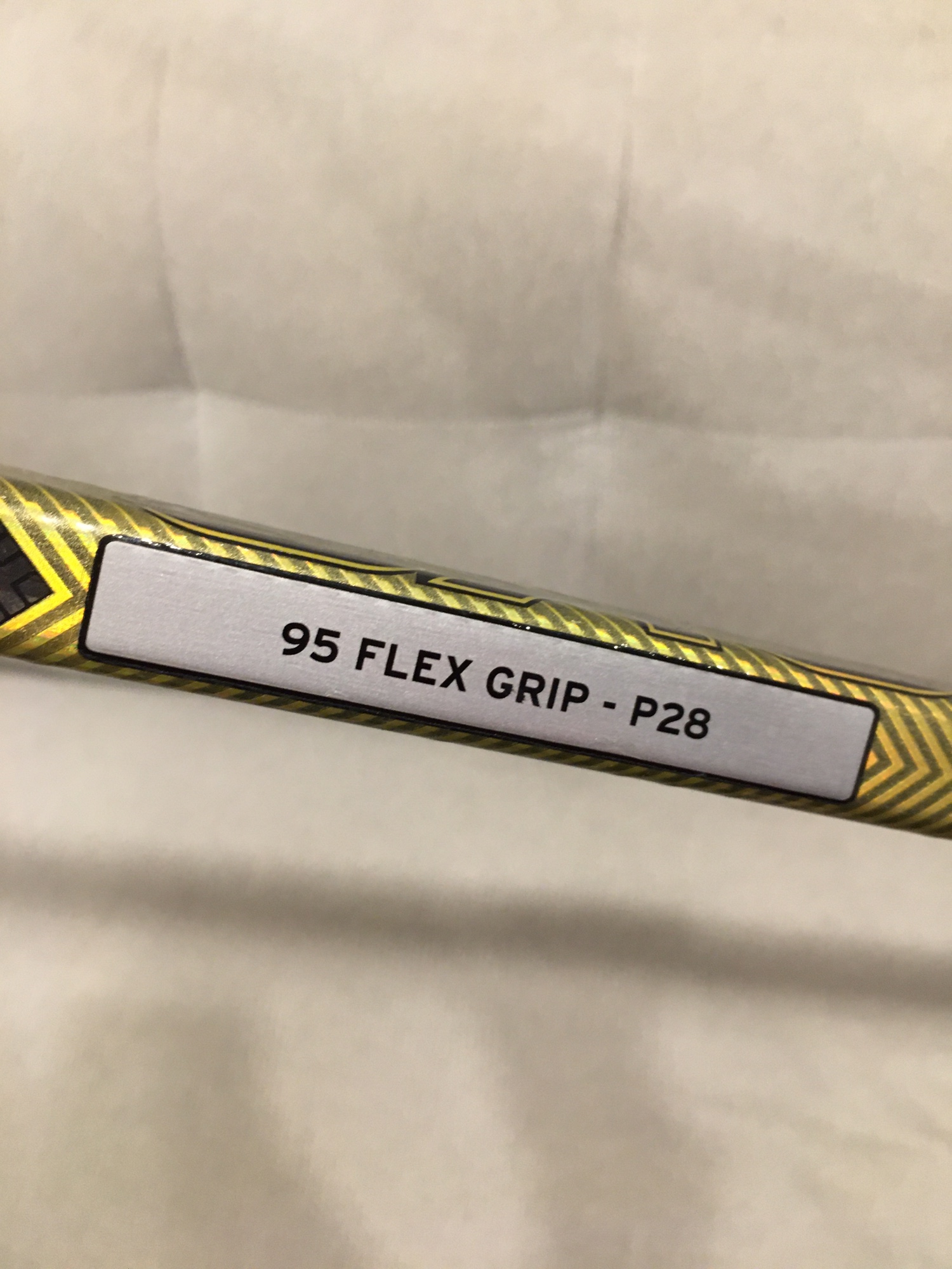 Senior RH CCM Tacks ASV PRO Hockey Stick P28 95 Flex ASV PRO