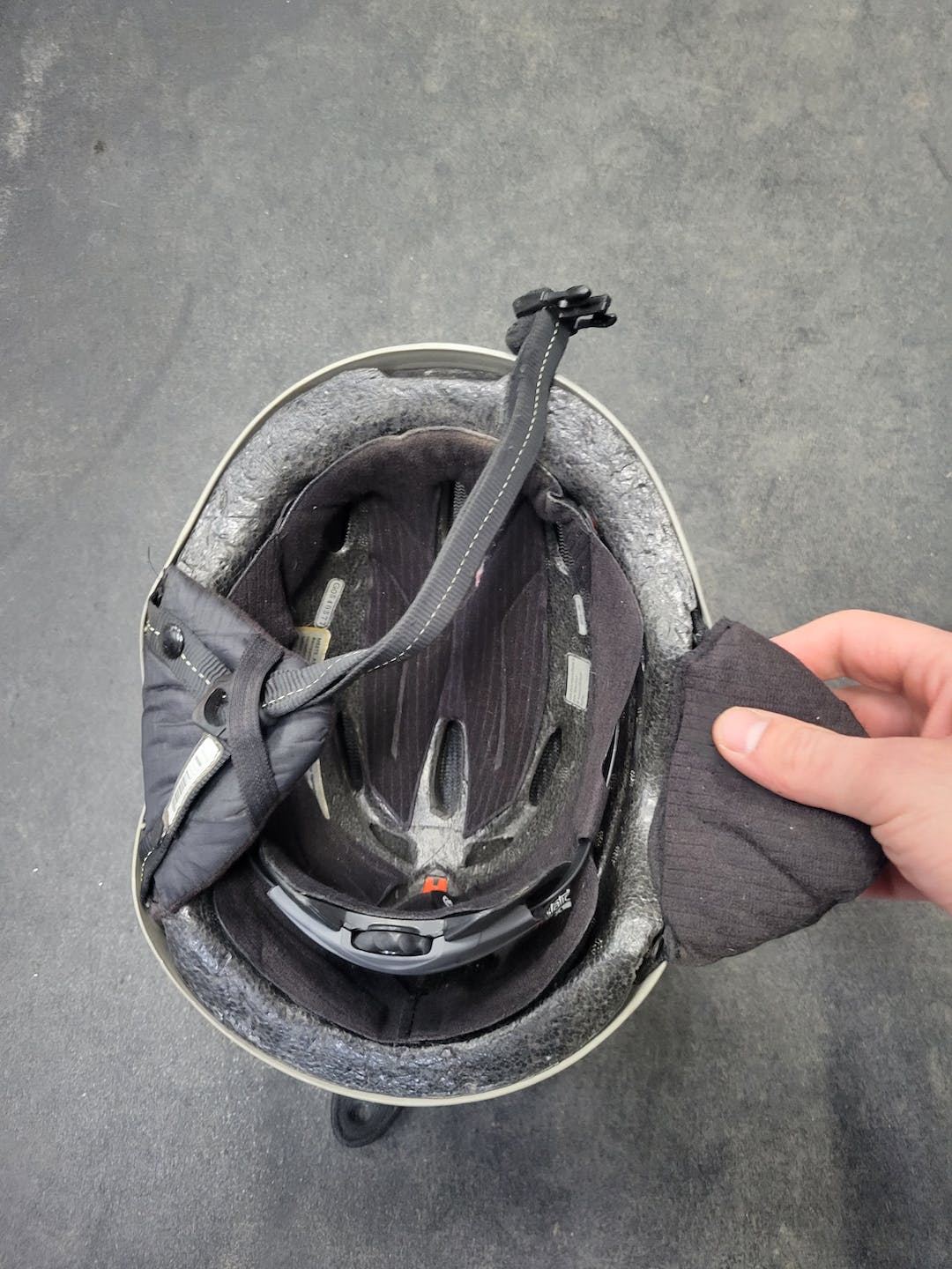 giro foundation helmet