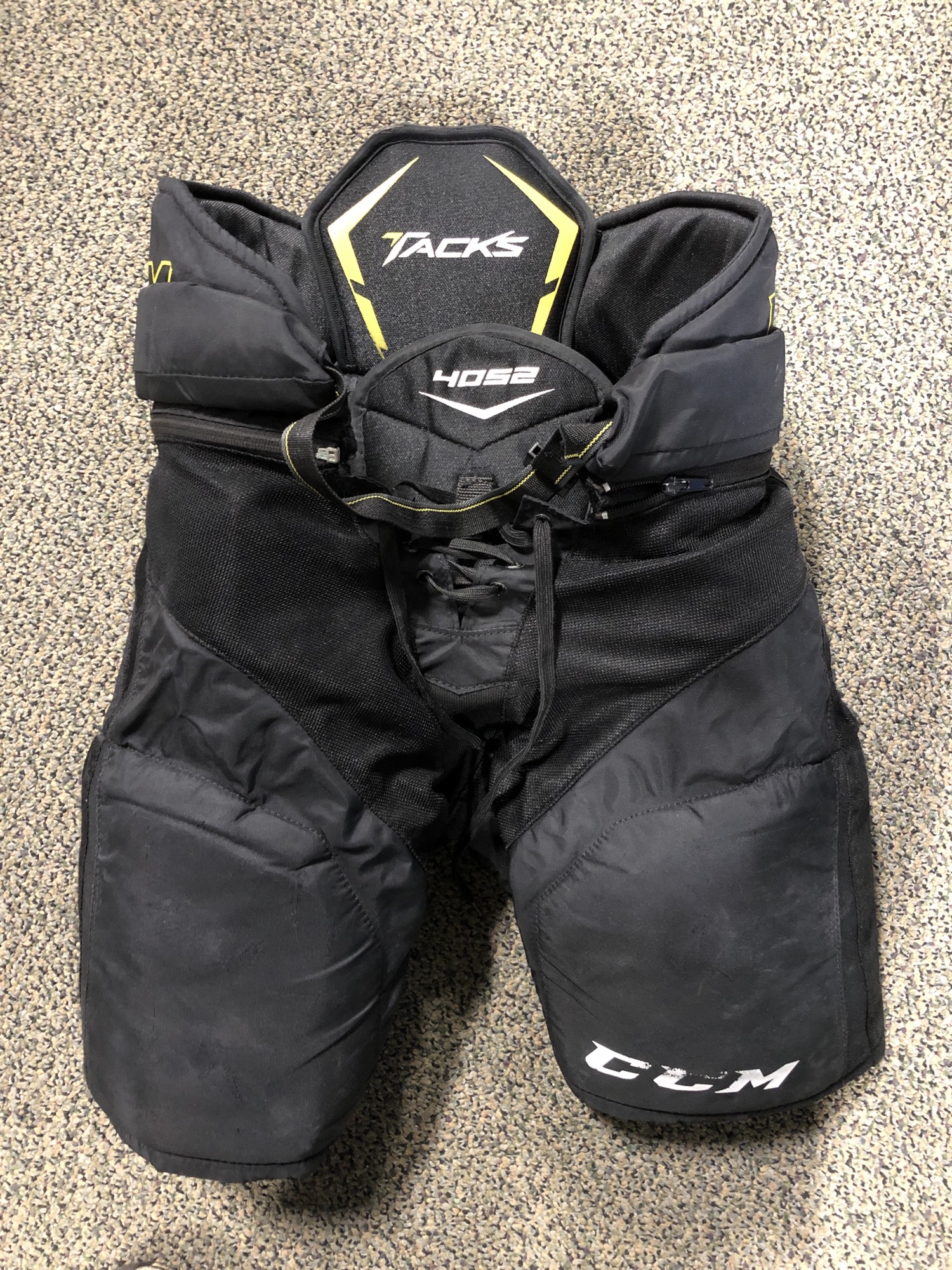 Junior Used Large CCM Tacks 4052 Hockey Pants SidelineSwap