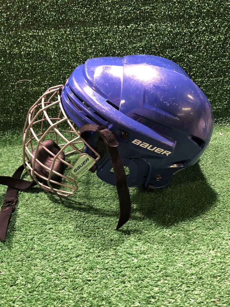 Bauer BHH2100 Hockey Helmet Small SidelineSwap