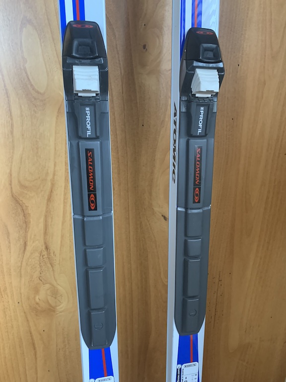 Classic Atomic Cross Country Skis With SNS Profil Bindings SidelineSwap